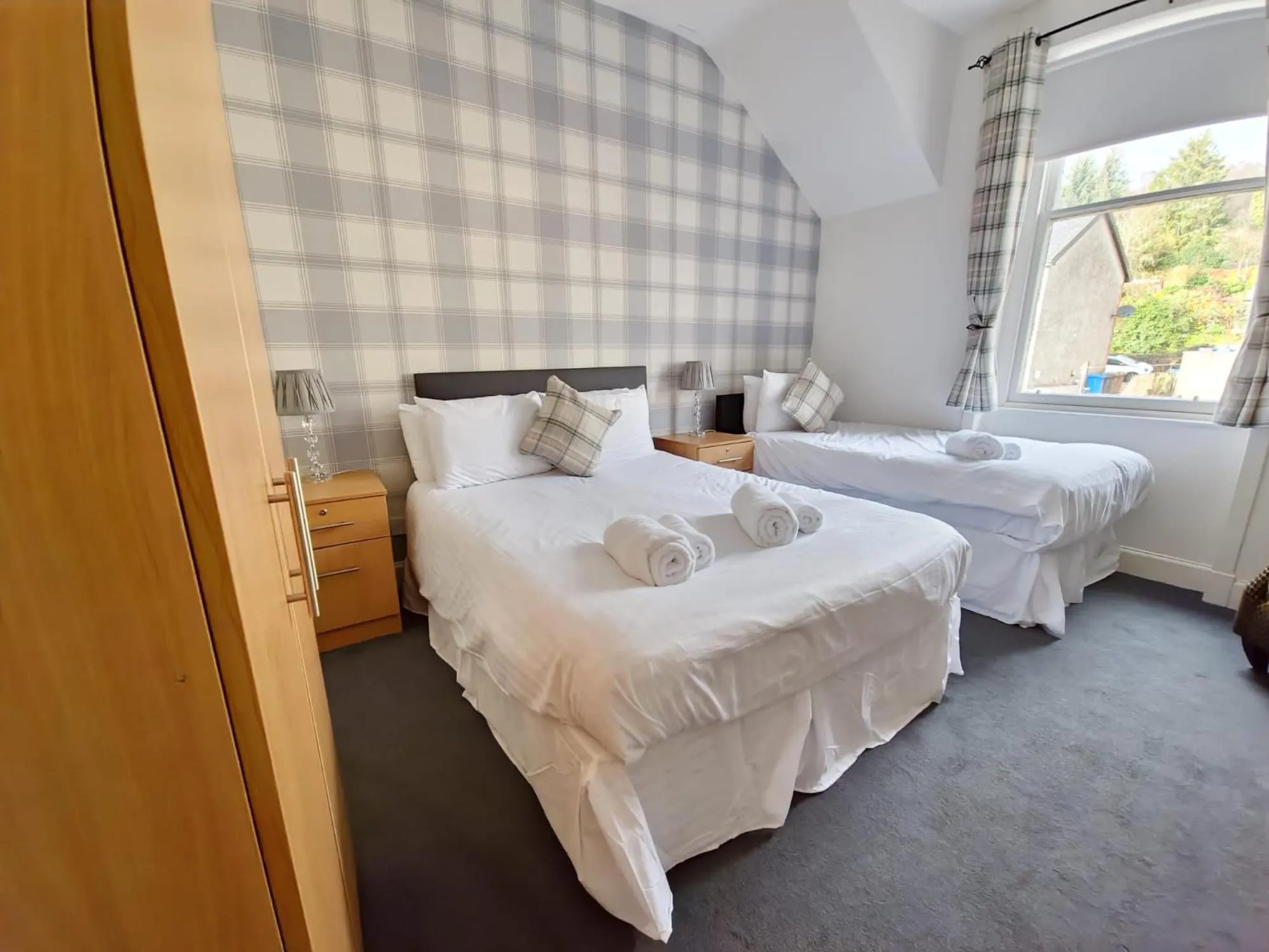 Bed in Aberfoyle Inn