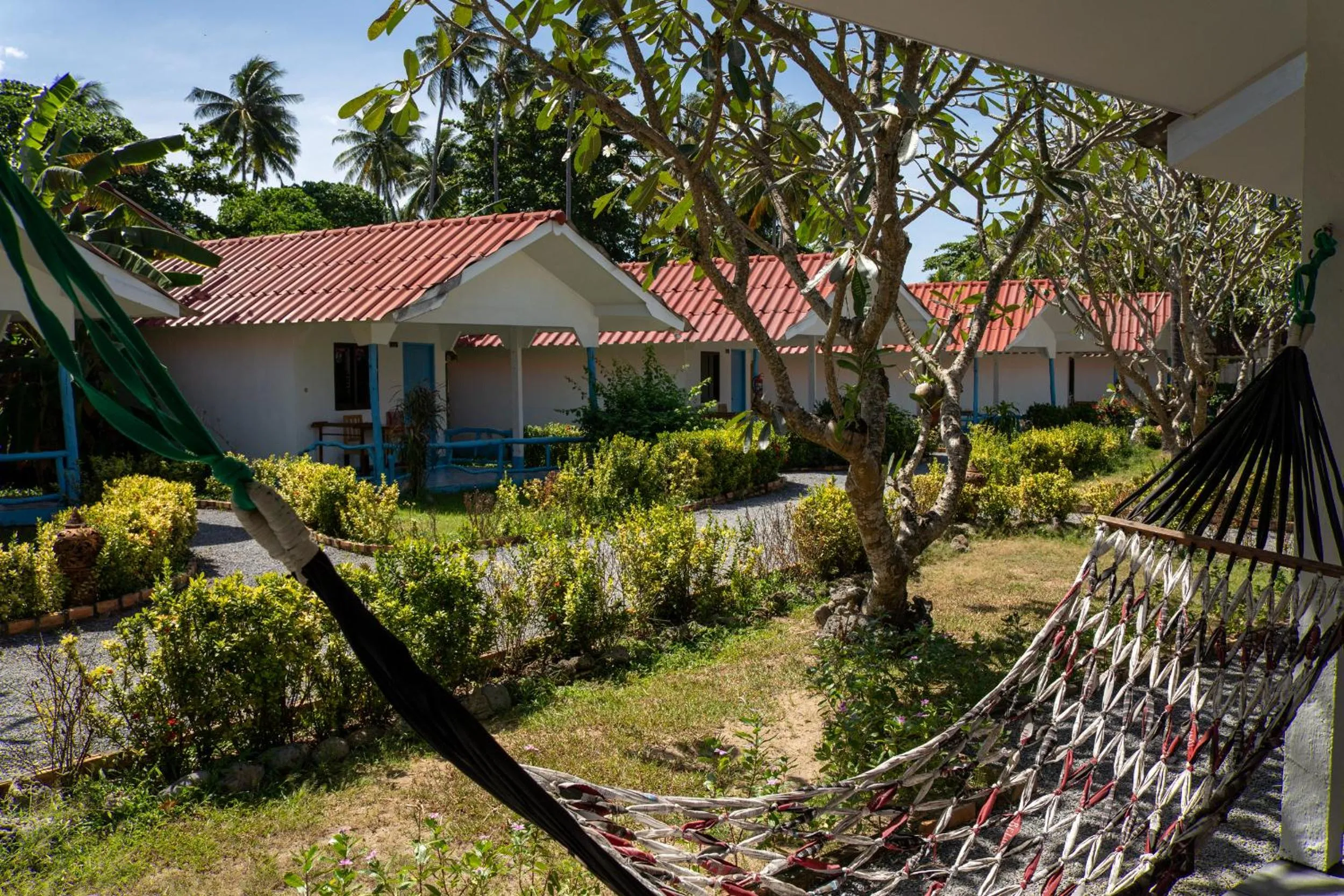 Garden in Isara Lanta Beach Resort