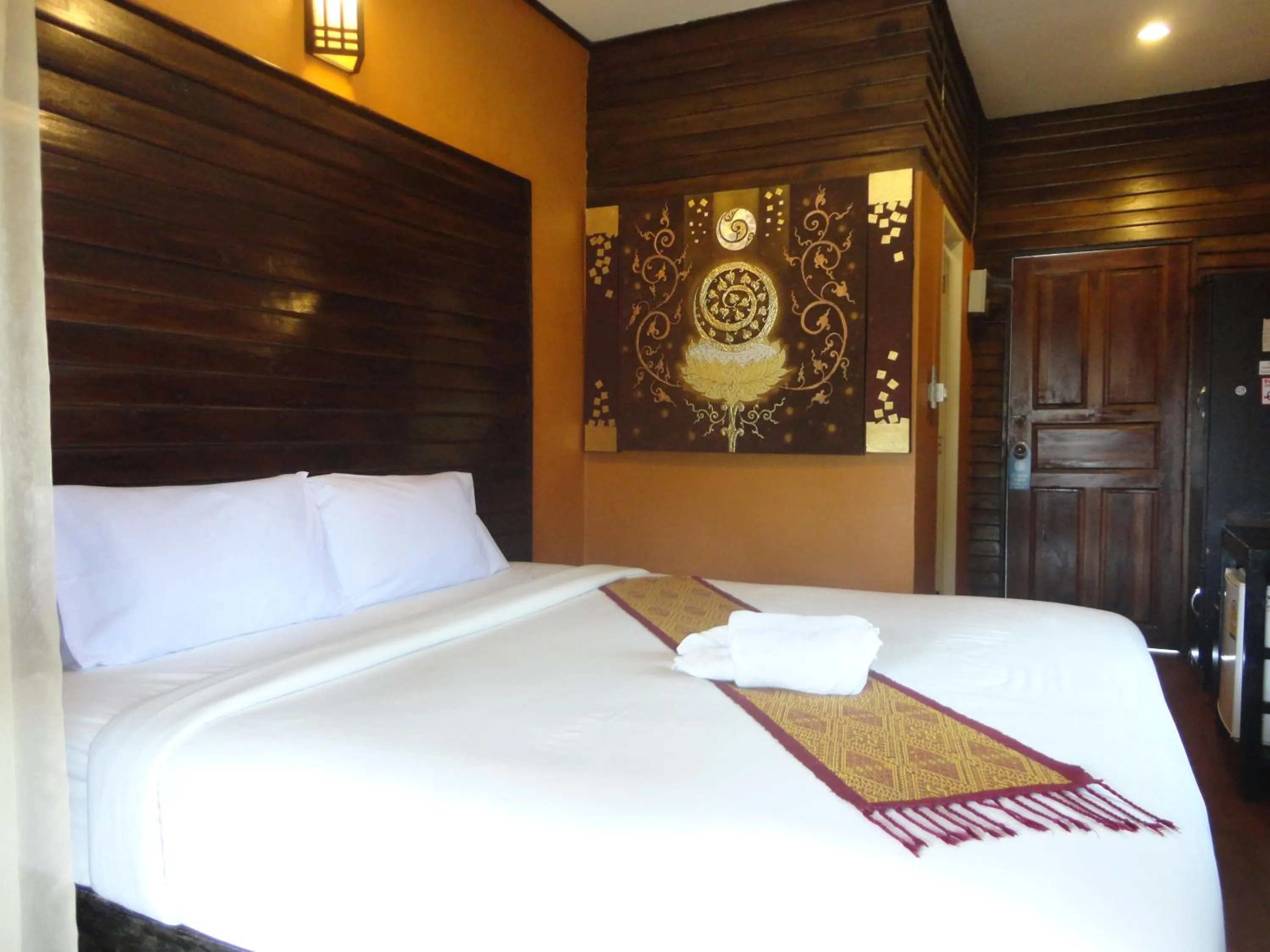 Photo of the whole room, Bed in Baanfai Guesthouse Chiangkhong