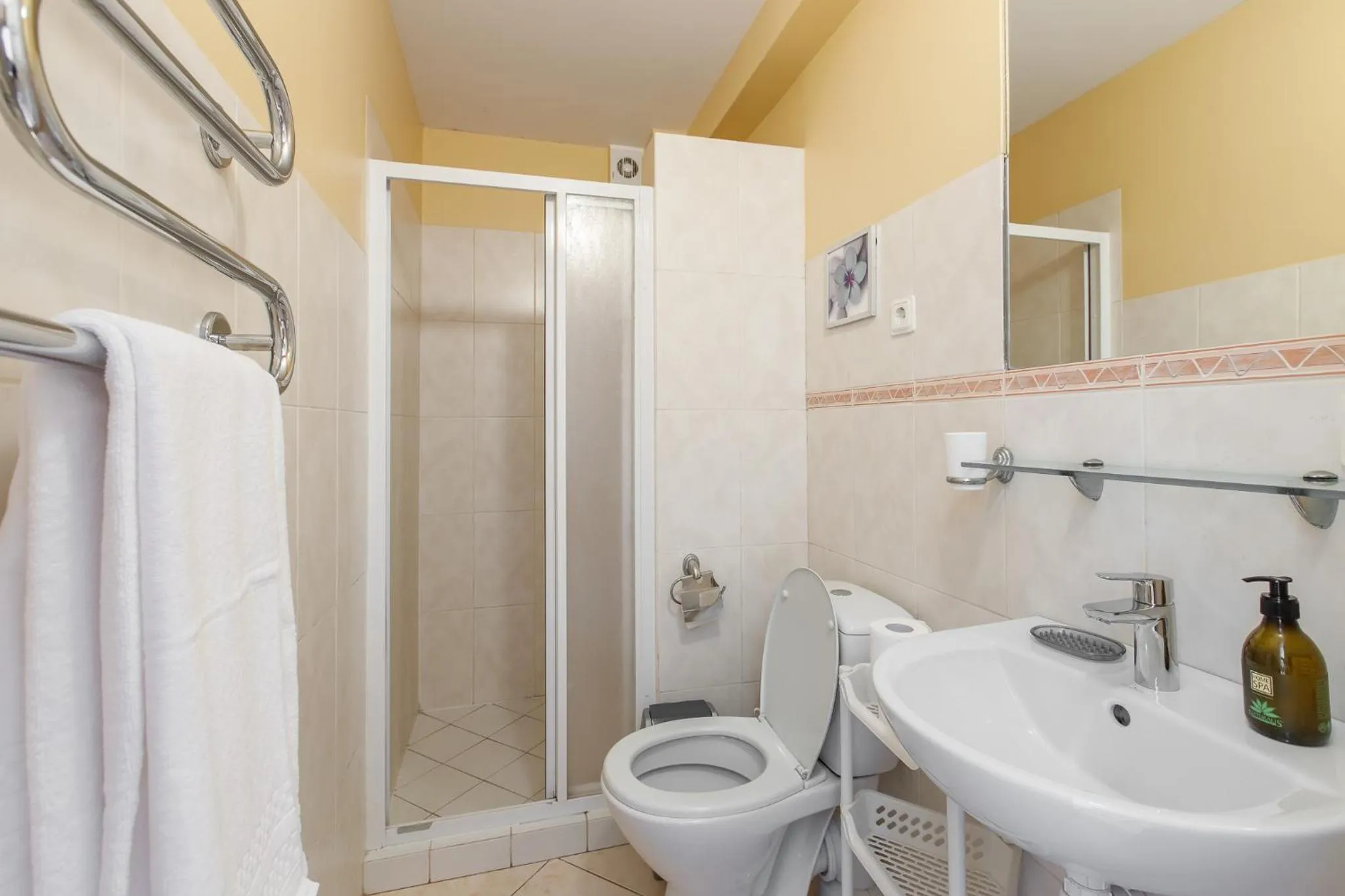 Bathroom in Viešbutis Prie Fontano