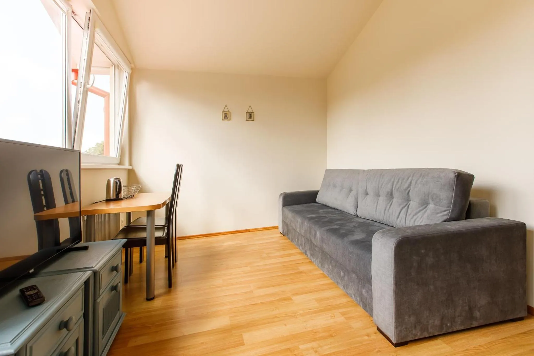 Photo of the whole room in Viešbutis Prie Fontano