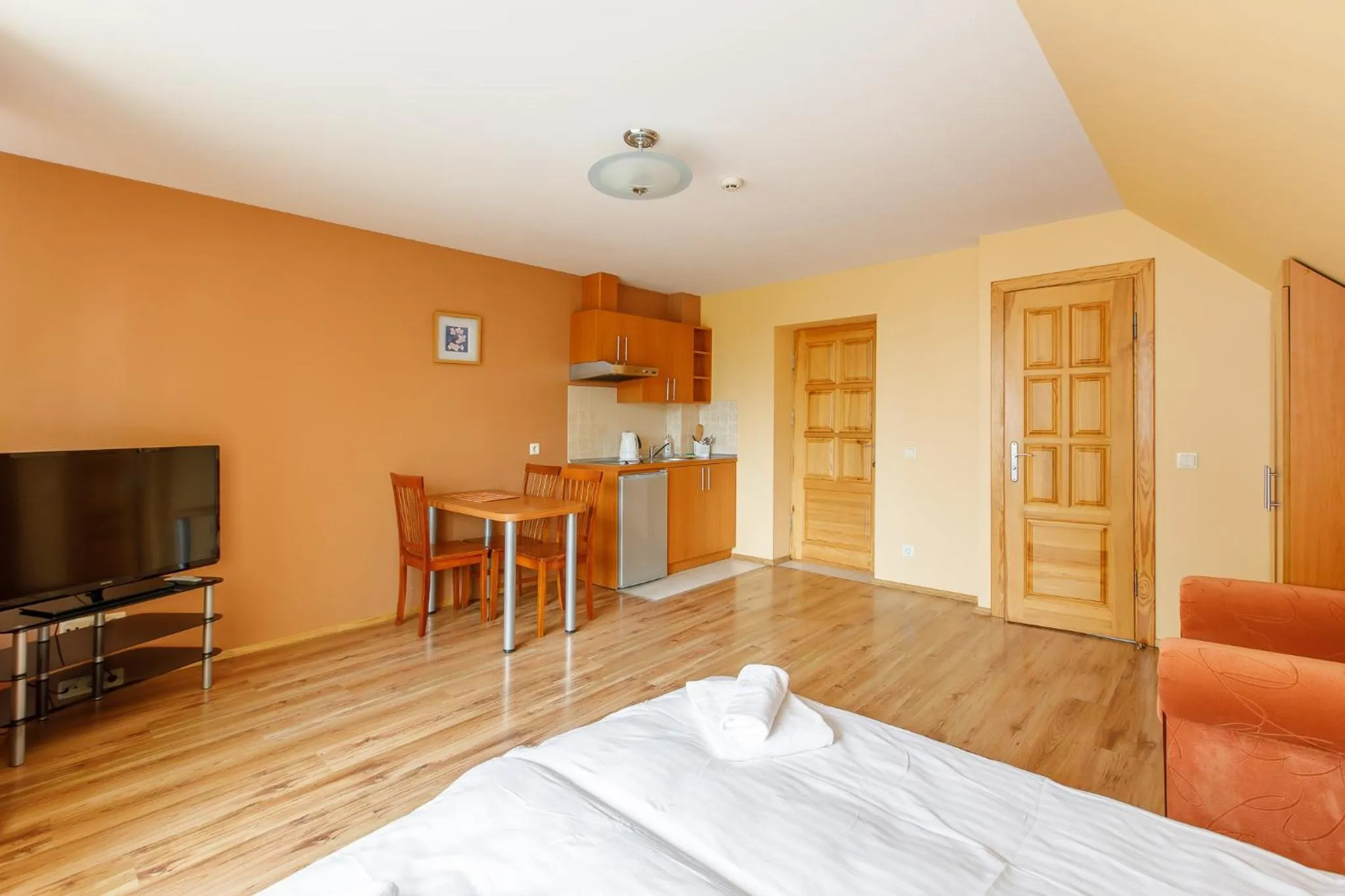 Photo of the whole room in Viešbutis Prie Fontano