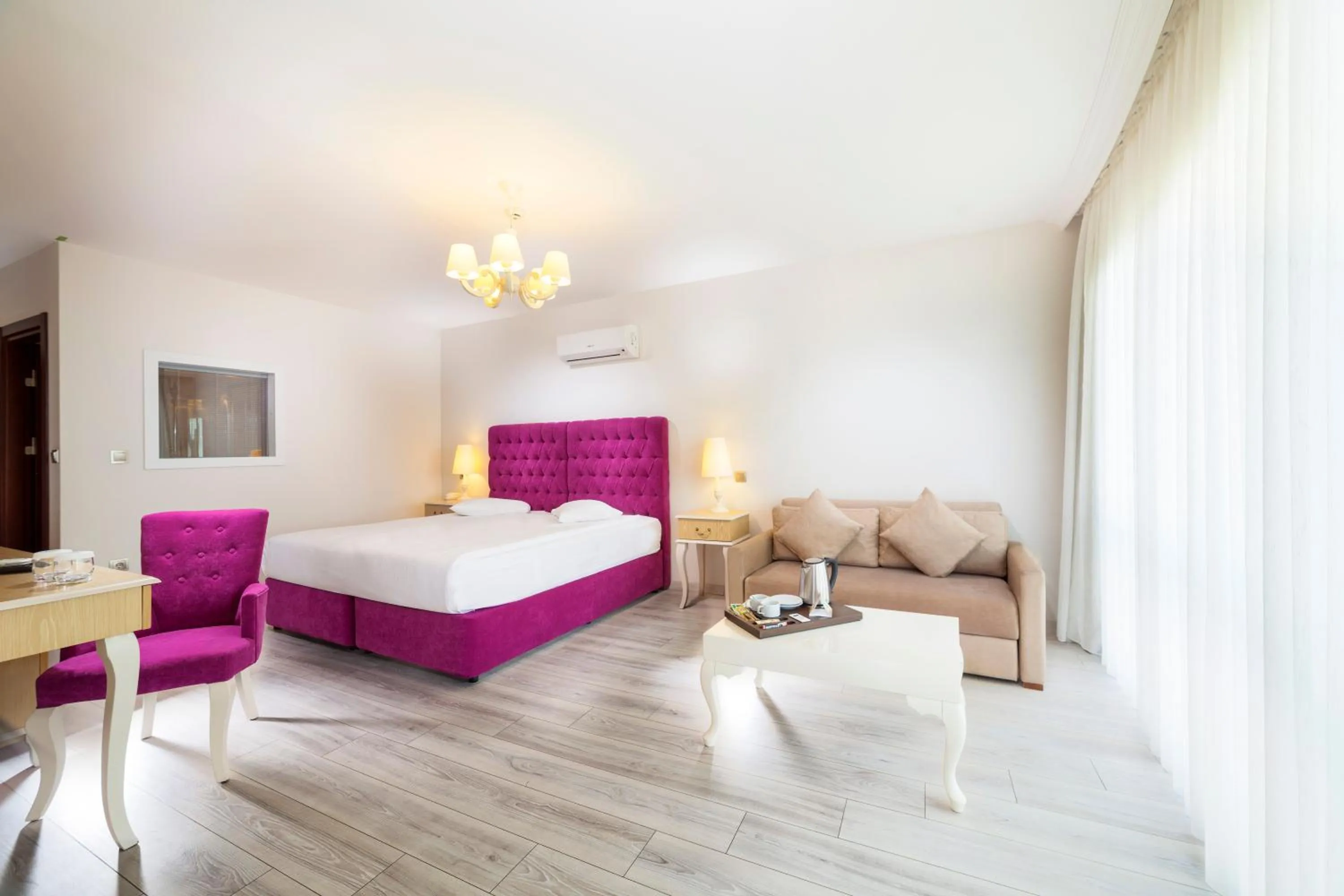 Photo of the whole room, Bed in Motali Life Hotel