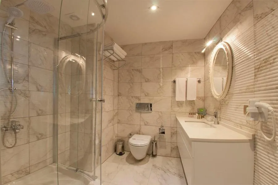 Bathroom in Motali Life Hotel