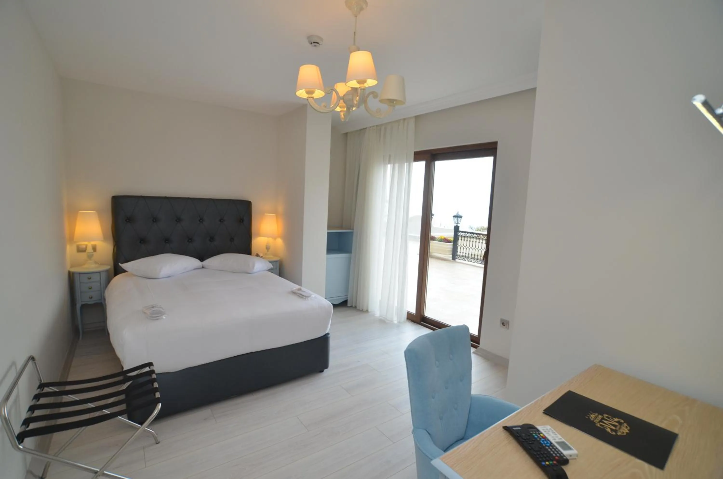 Bed in Motali Life Hotel