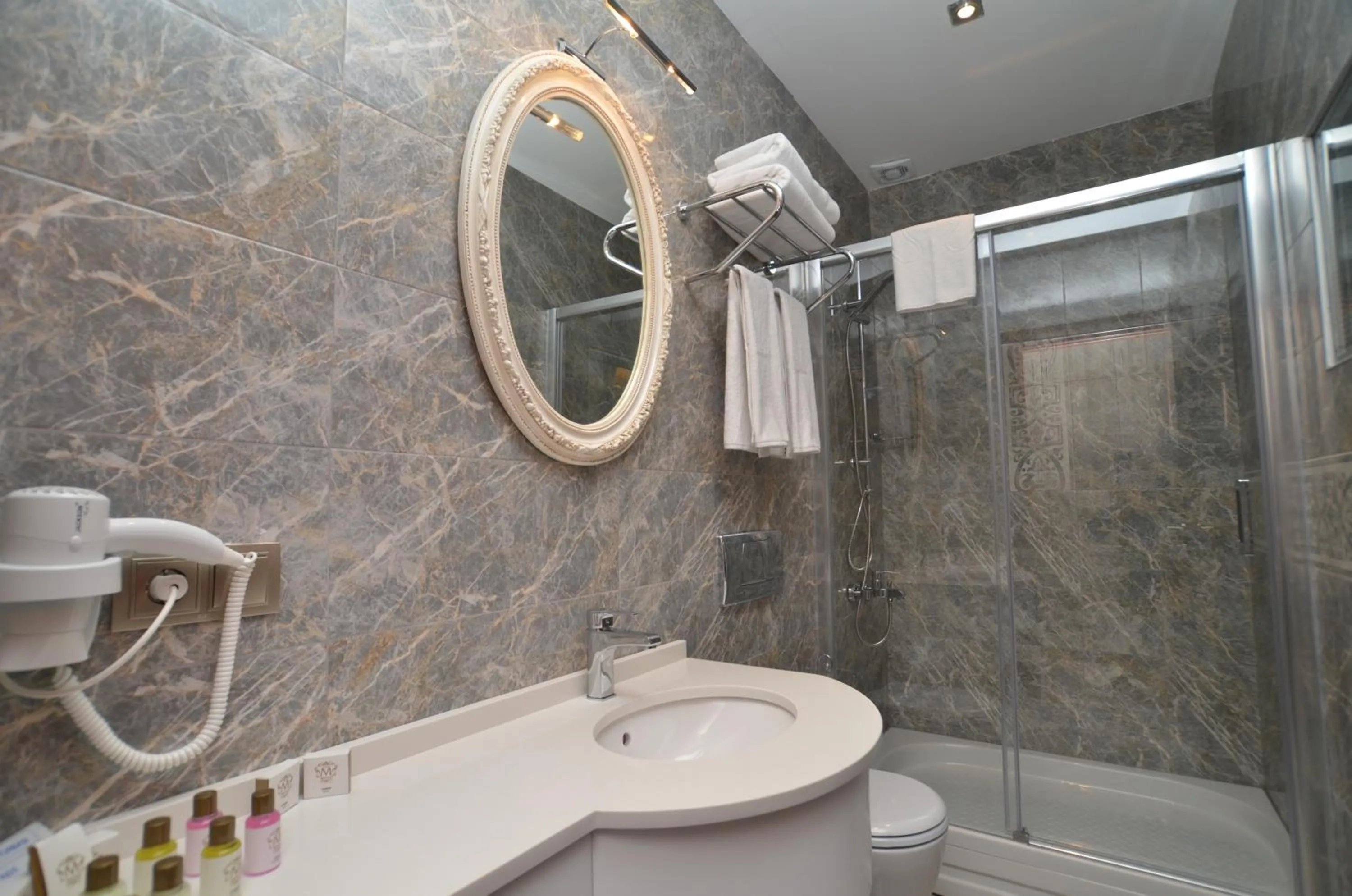 Bathroom in Motali Life Hotel