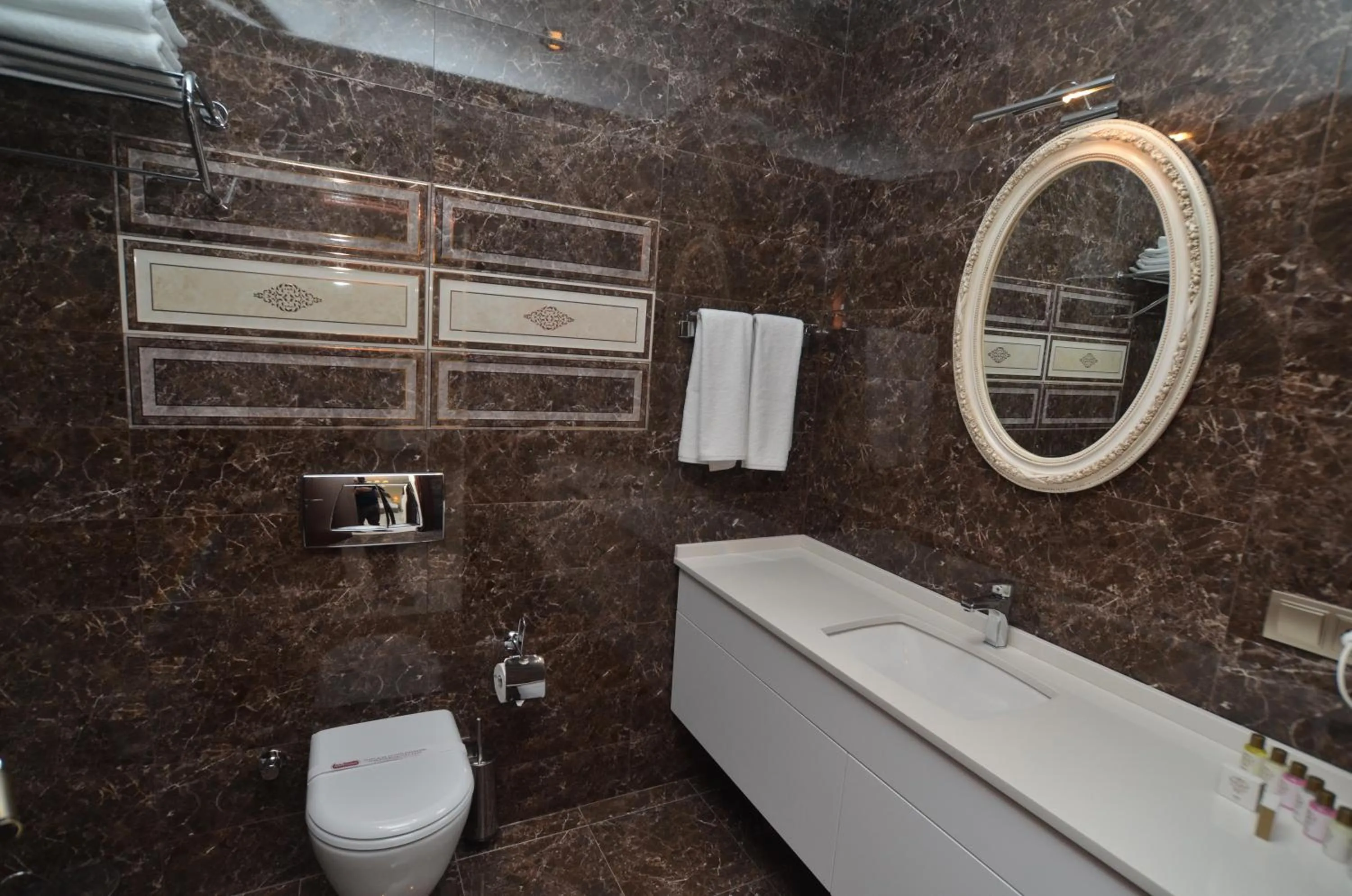 Bathroom in Motali Life Hotel