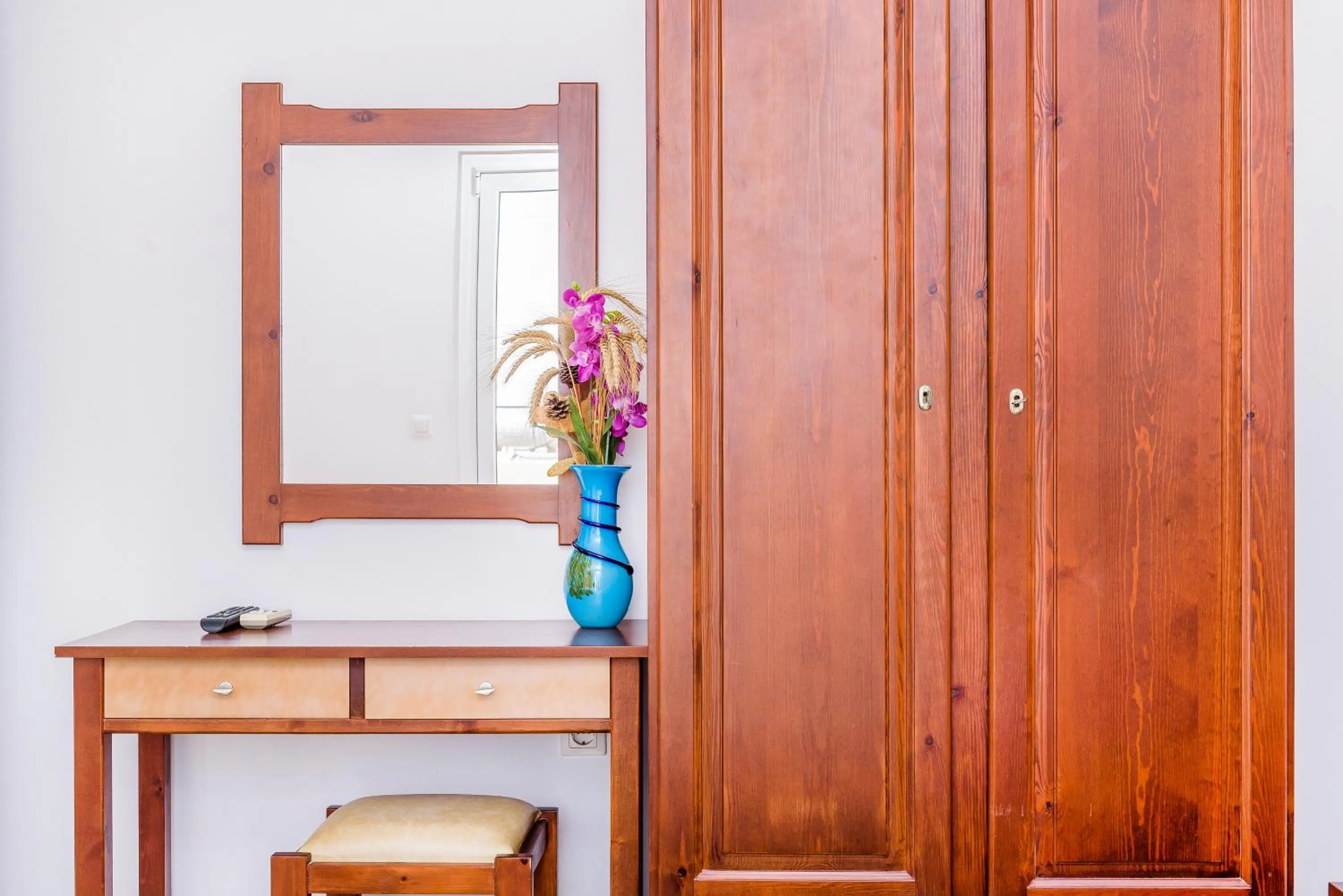 hair dresser in Kalyves Bay