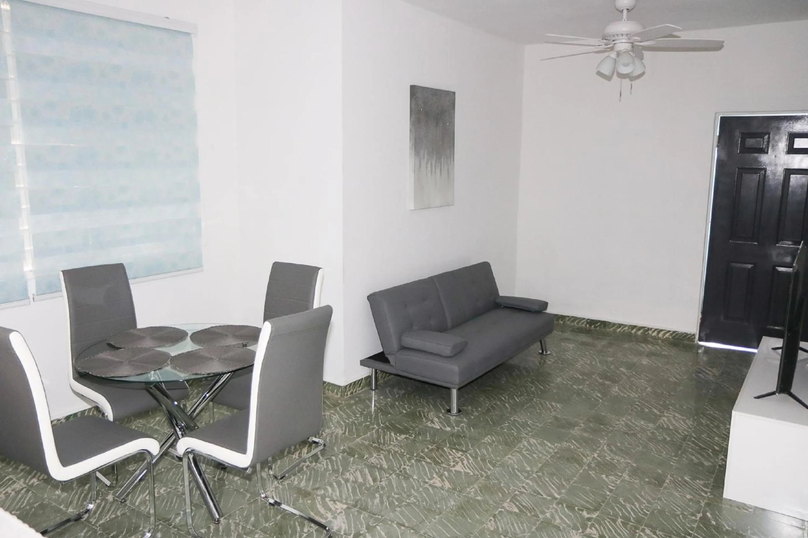 Mavs Boutique At Ponce