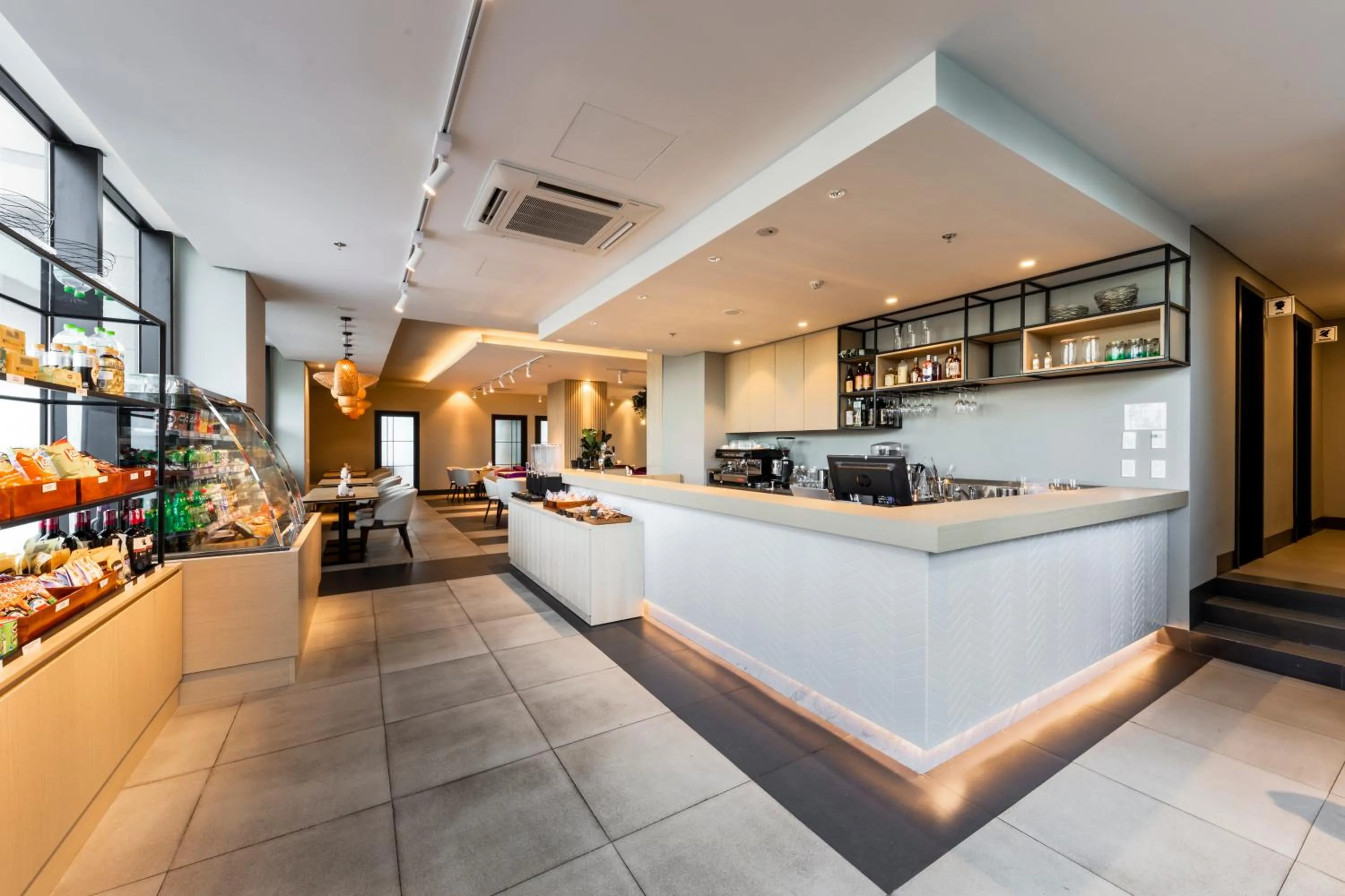 Restaurant/places to eat in Roygent Parks Hai Phong