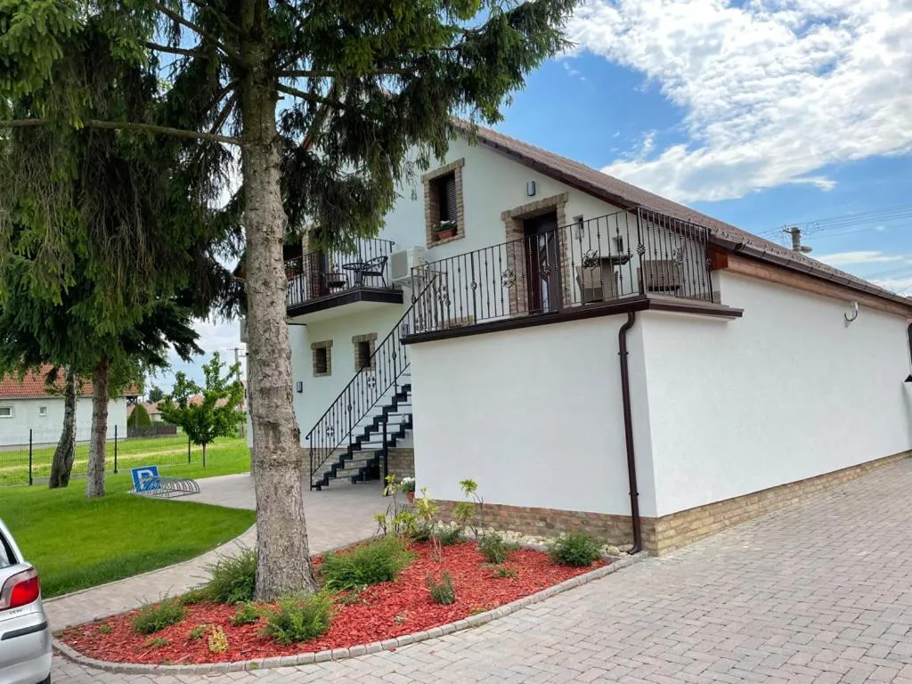 Property building in Kukorica Csárda Apartman
