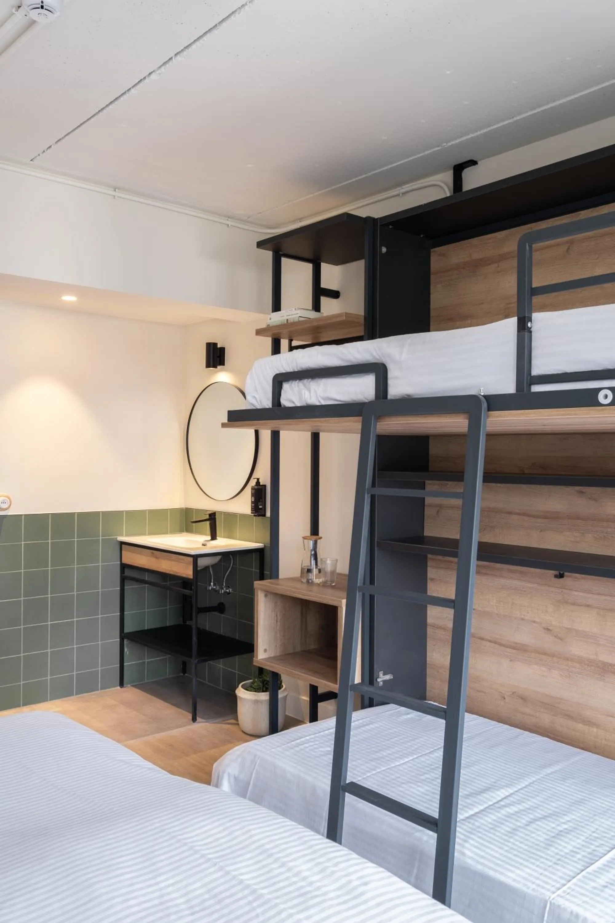 bunk bed, Bed in LATROUPE Grand Place Hostel