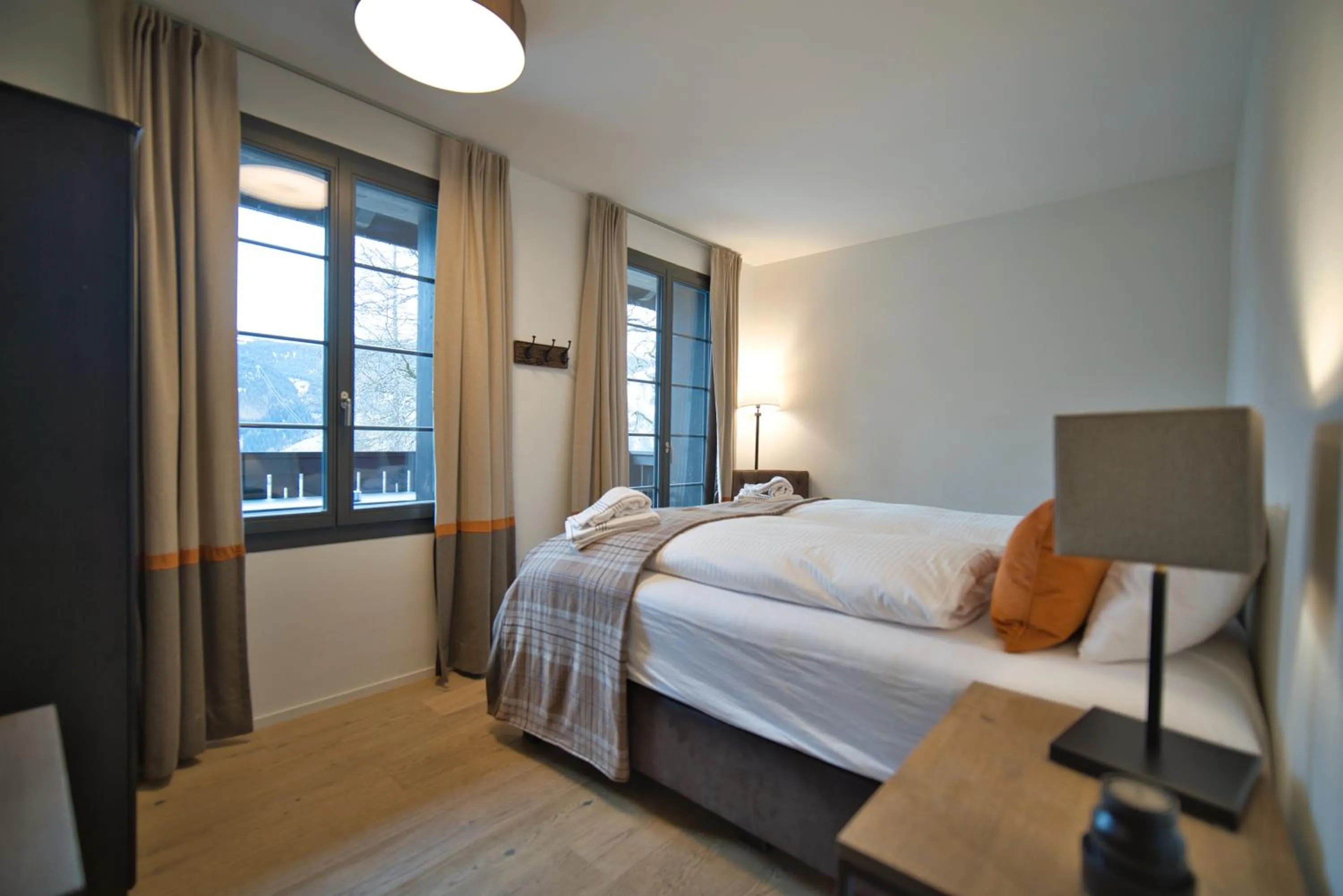 Bed in Eiger View Alpine Lodge