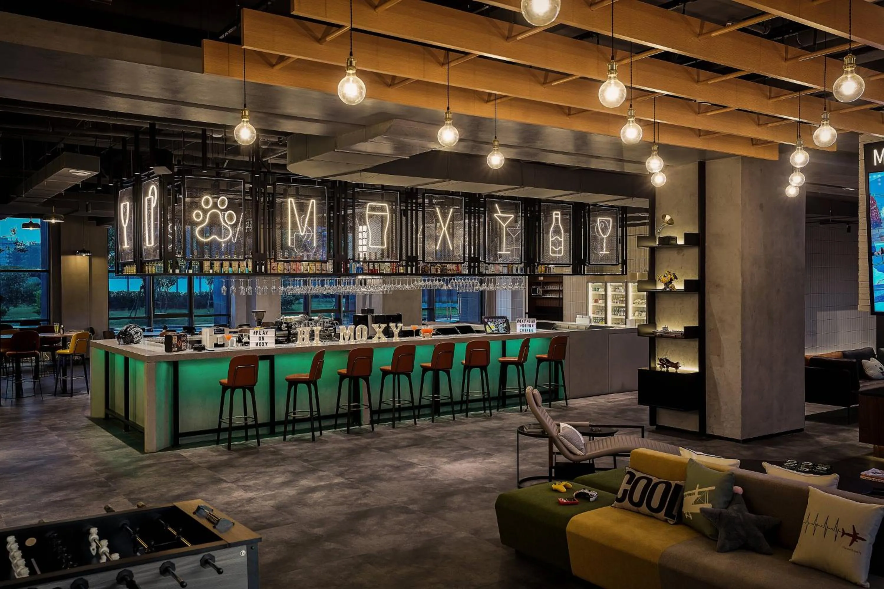 Lounge or bar in Moxy Shanghai Hongqiao NECC