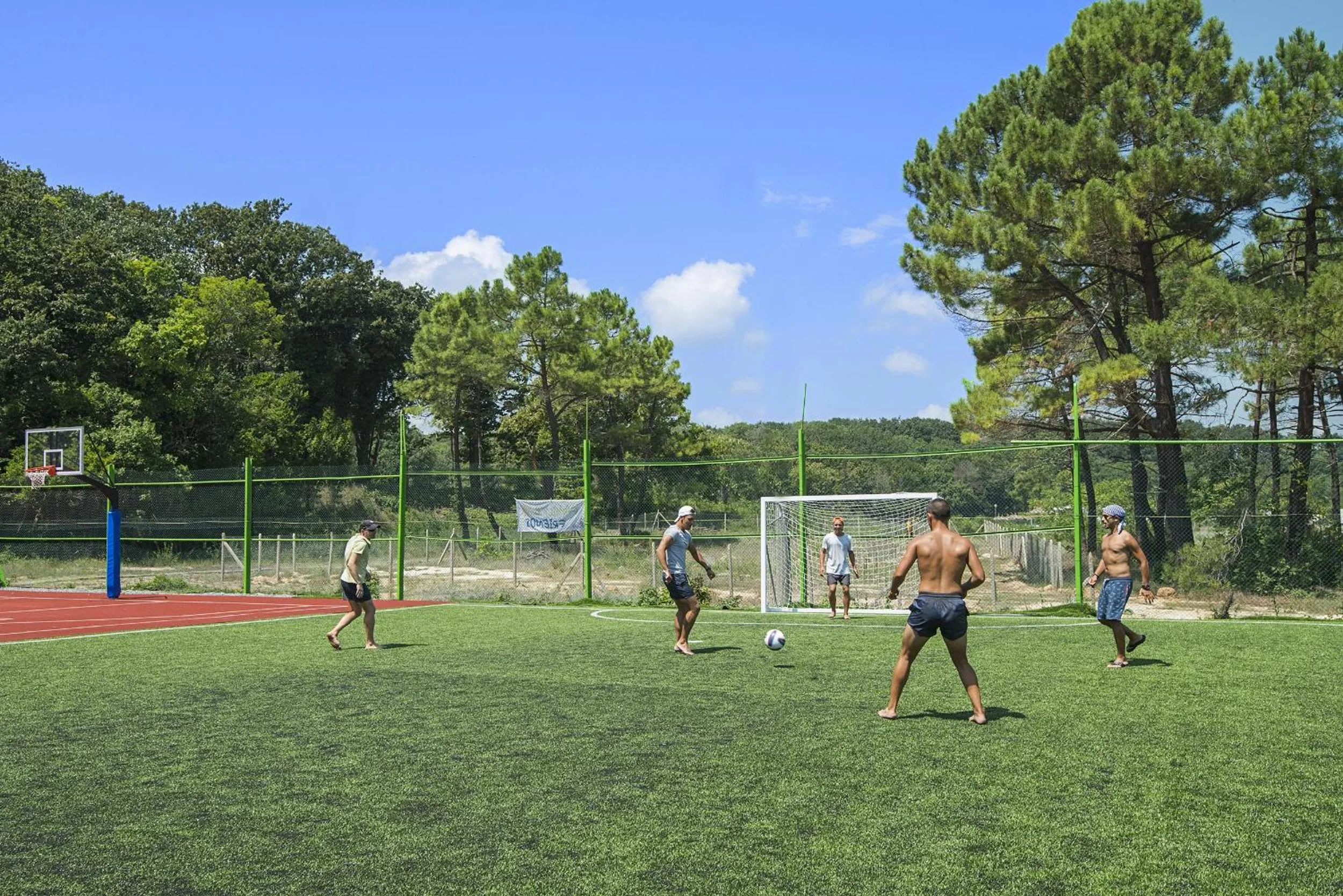 Spring in Hotel Forest Beach