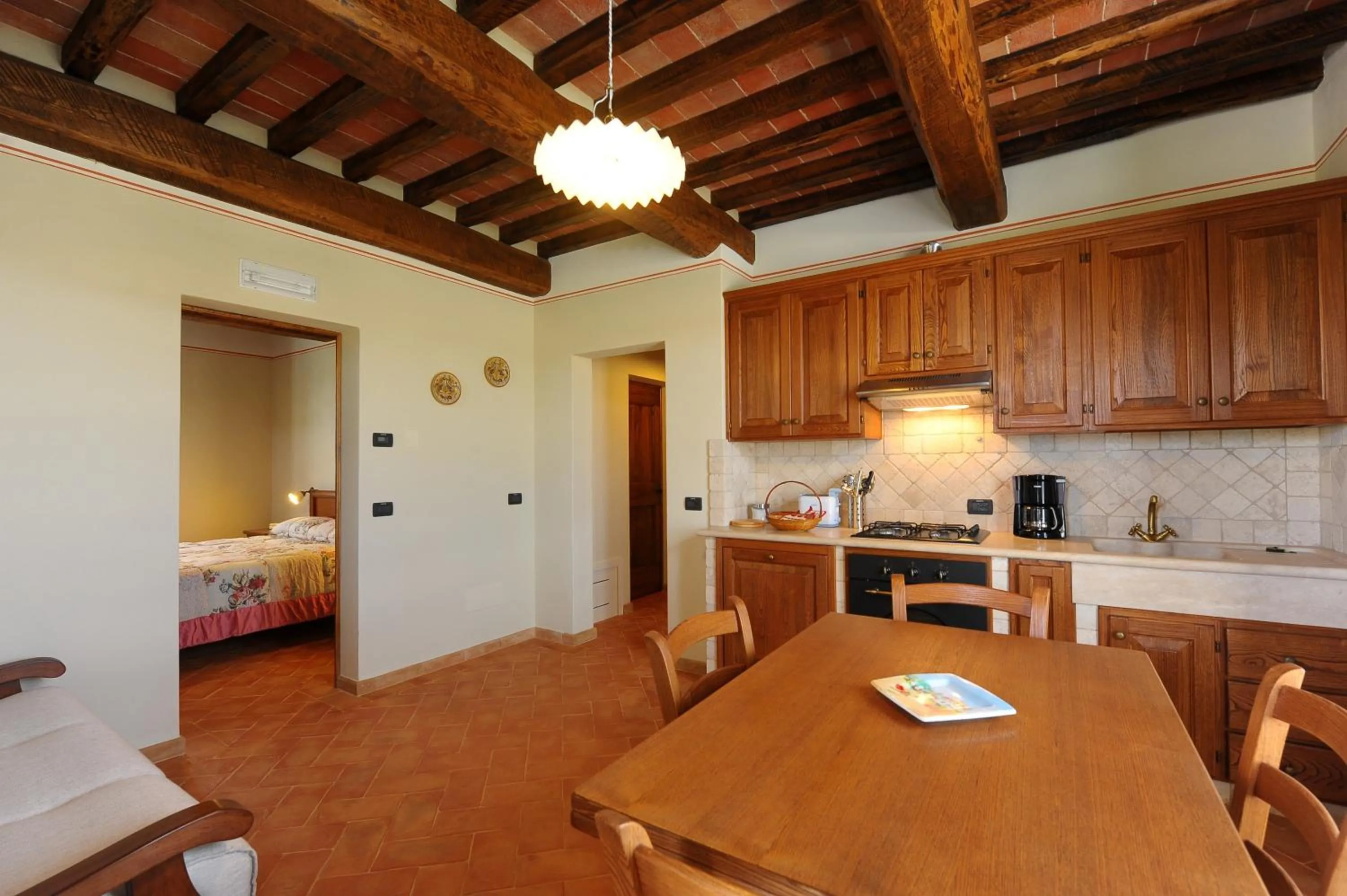 Dining area in Casa Vacanze La Fiorita