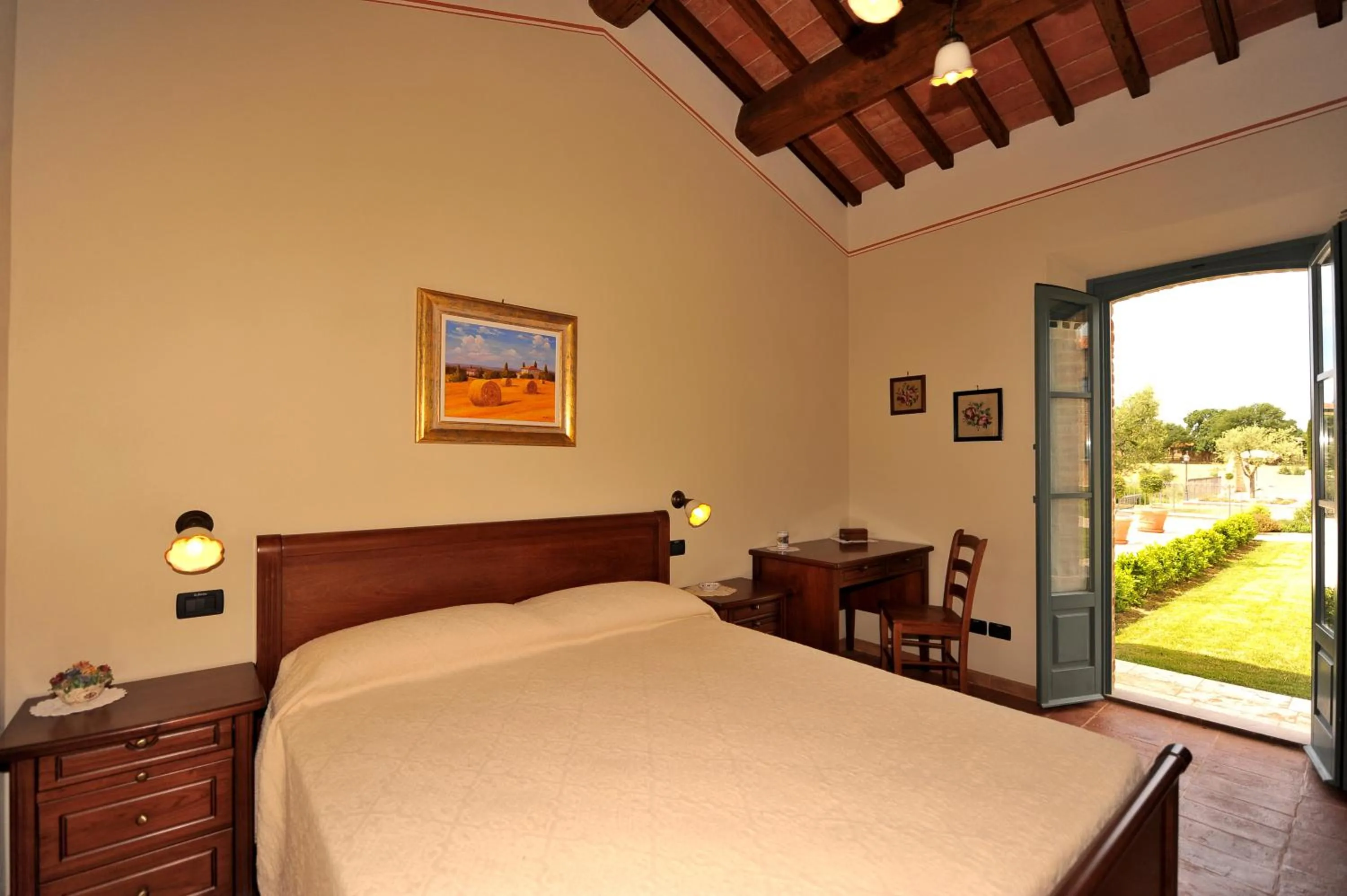 Photo of the whole room, Bed in Casa Vacanze La Fiorita