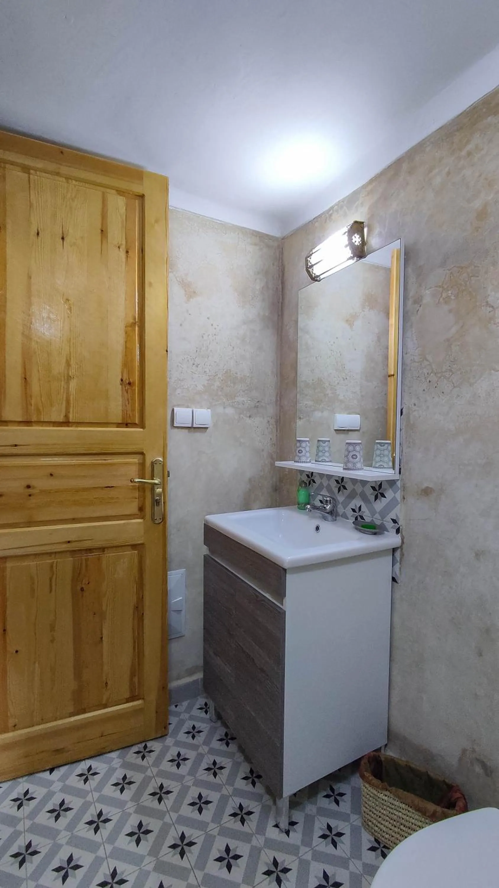 Shower in Riad Inaka