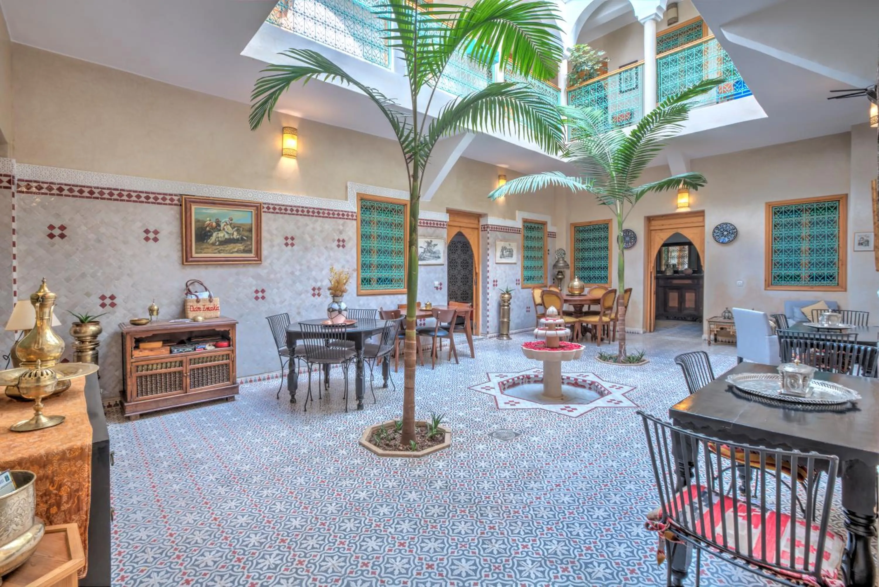 Property building in Riad Inaka
