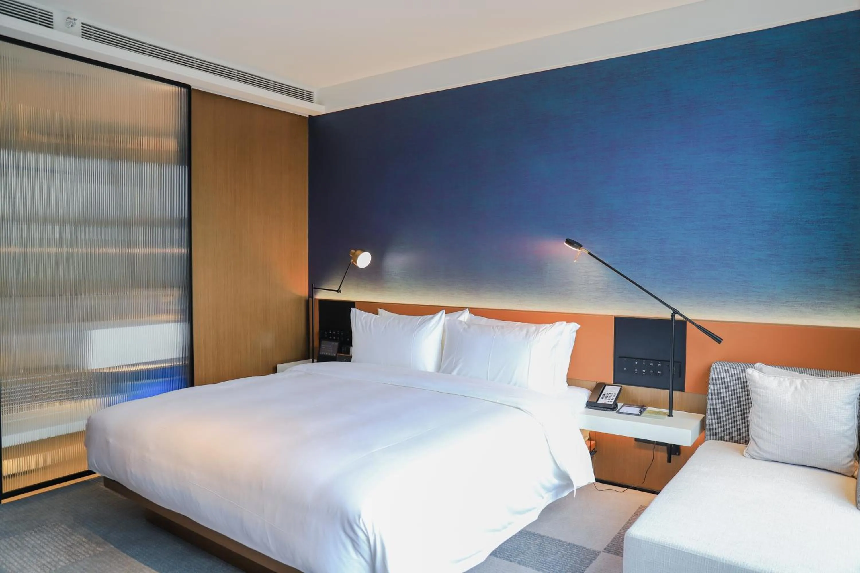 Bedroom, Bed in Novotel Dongguan Songshan
