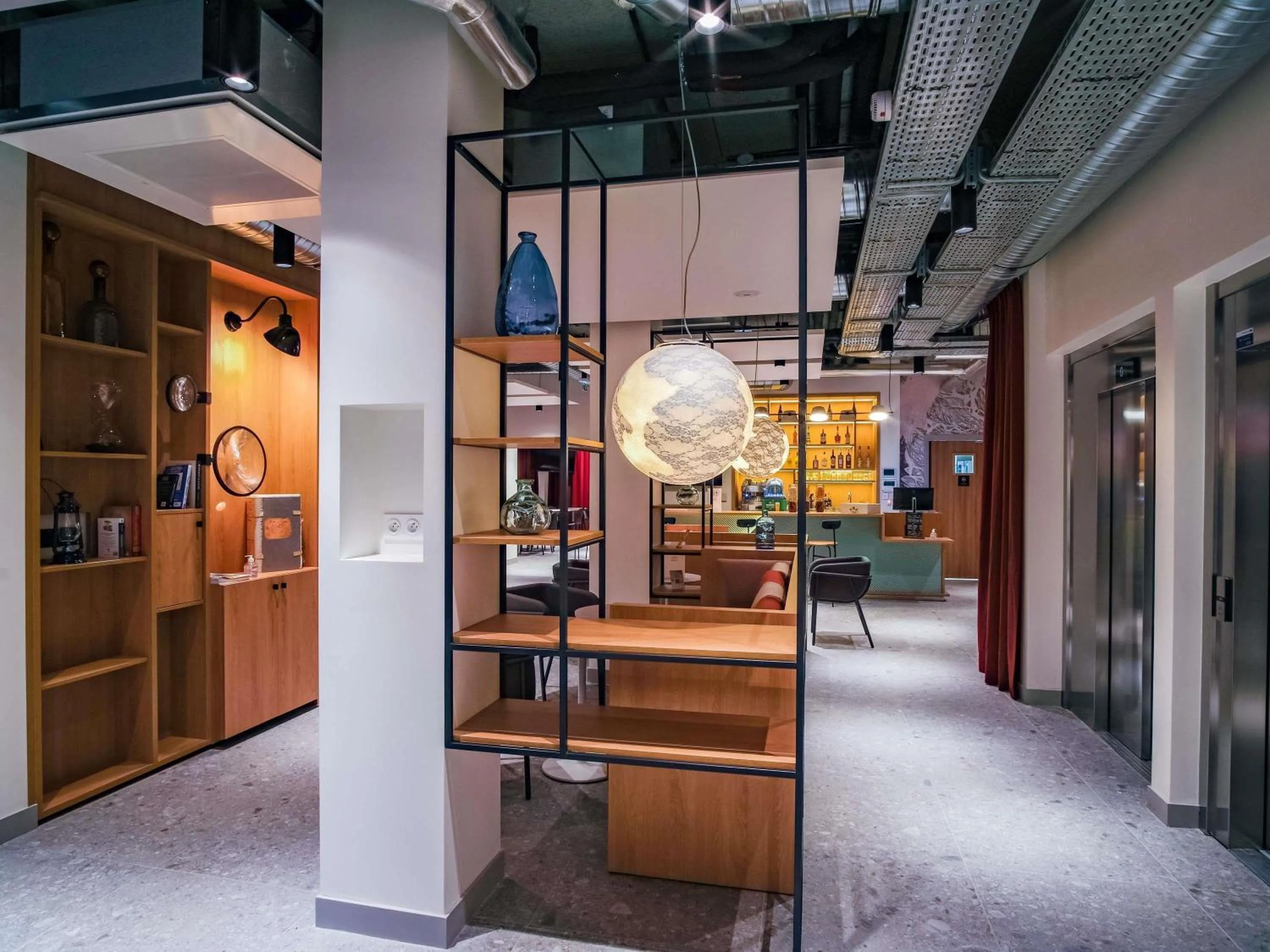 Property building in ibis Styles Albertville