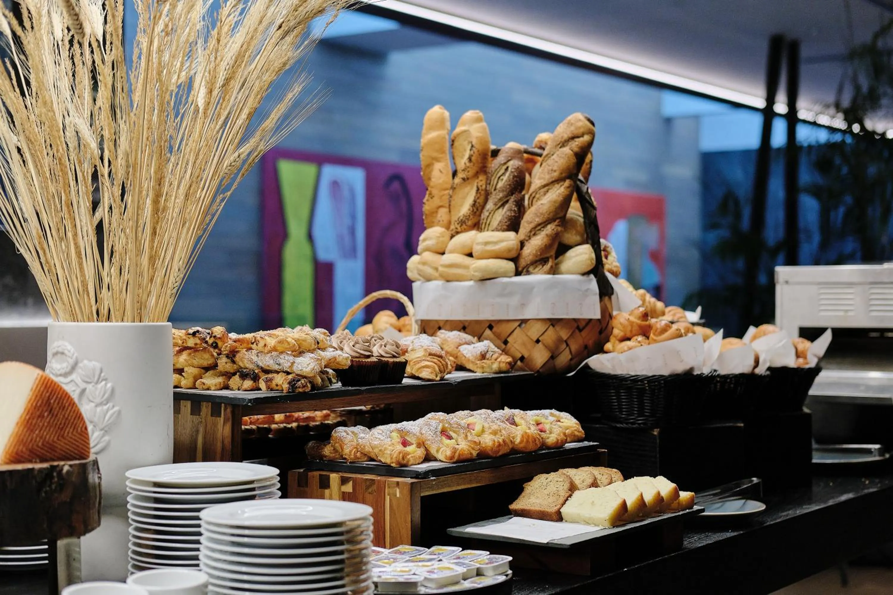 Buffet breakfast in Pullman Lima Miraflores