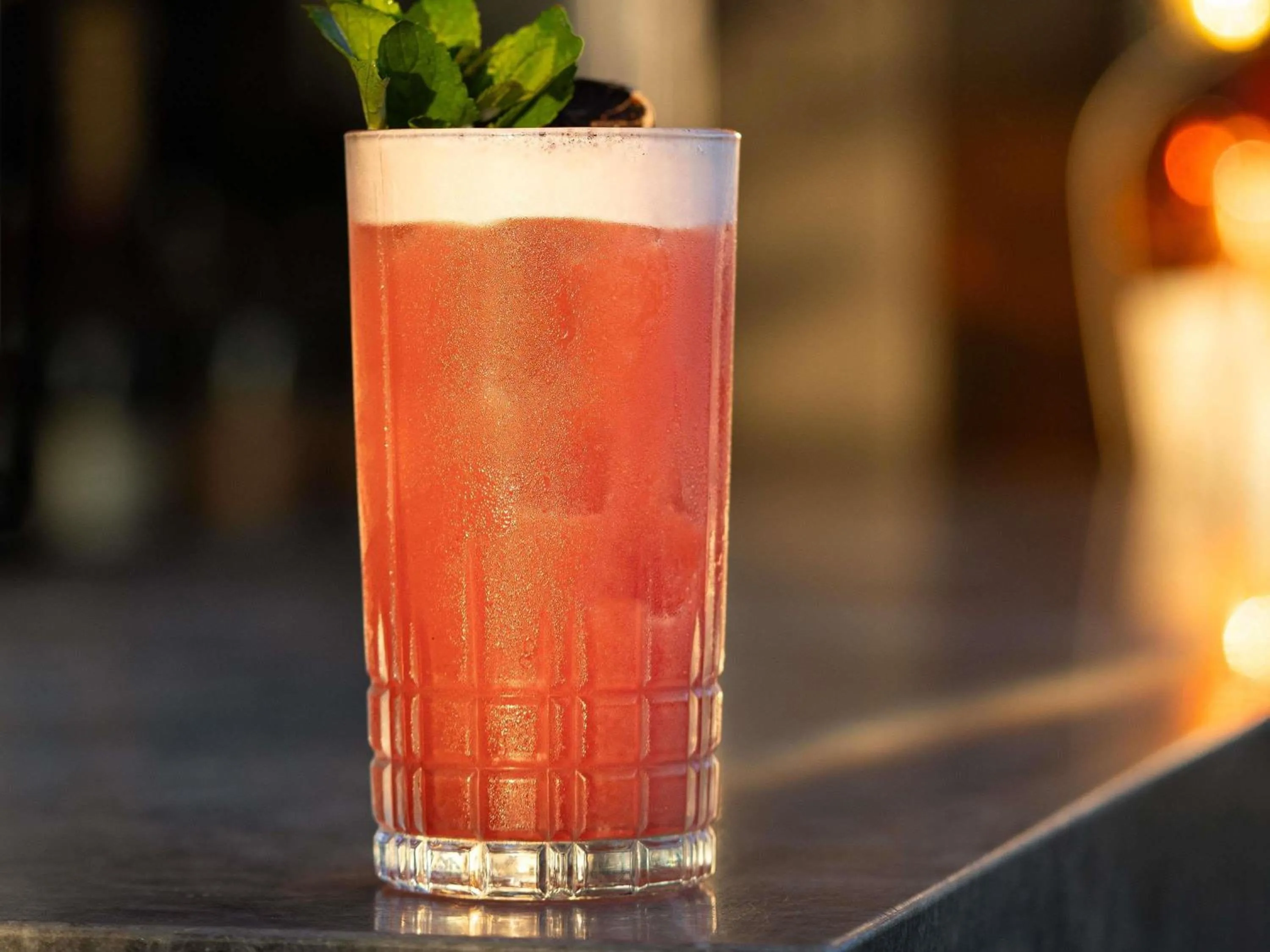 Lounge or bar in Pullman Lima Miraflores