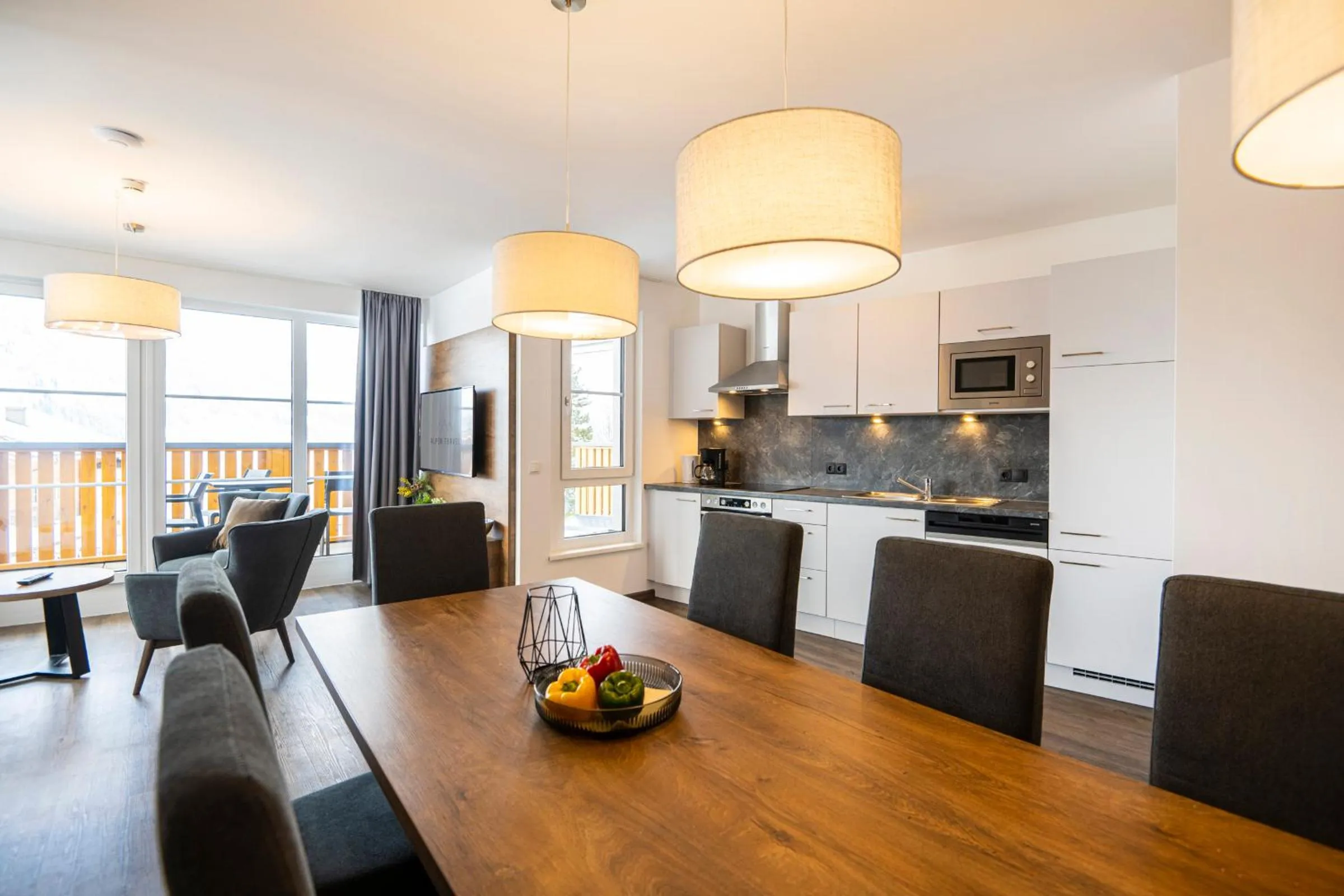 kitchen in AlpenParks Hotel & Apartment Alpendorf