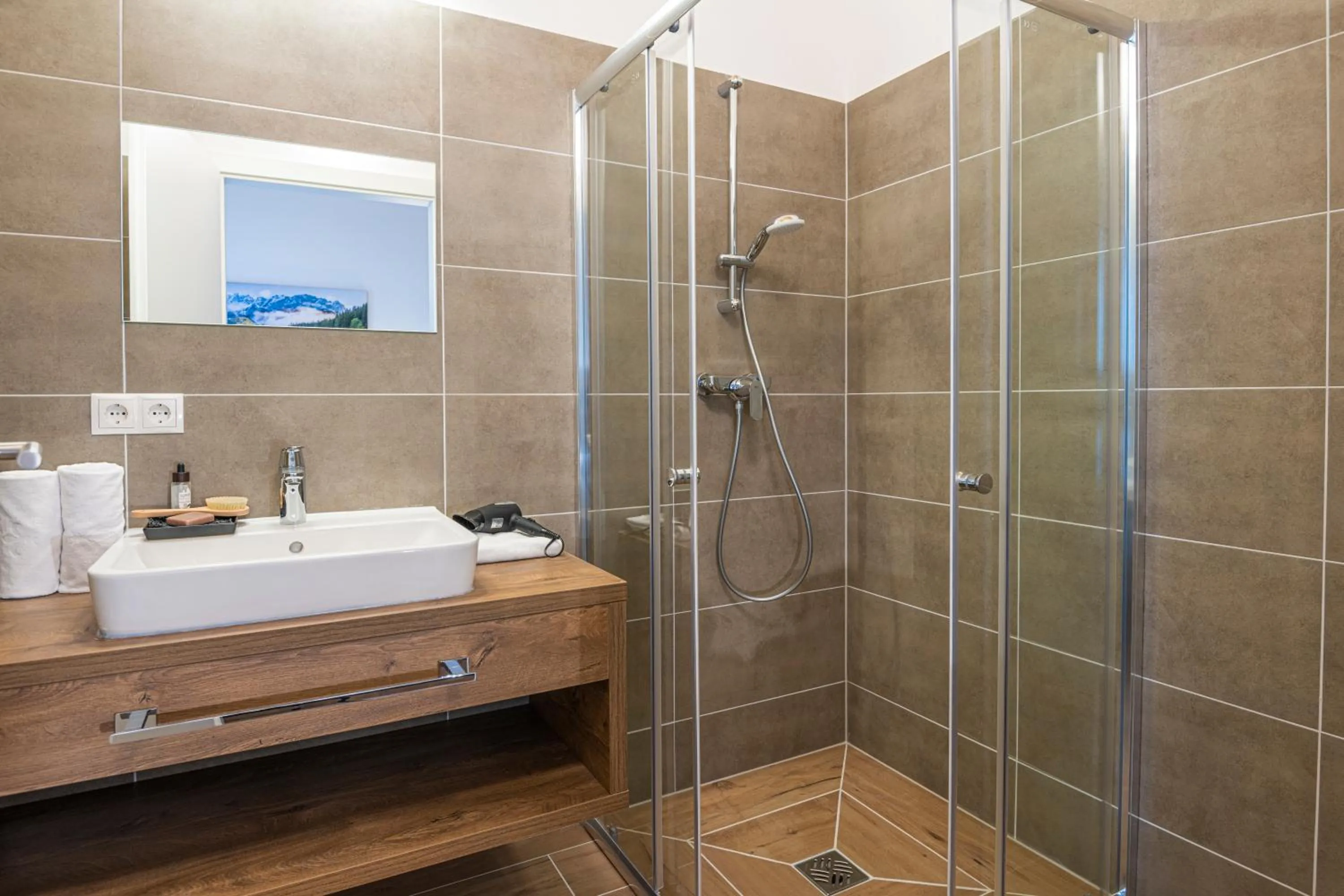 Bathroom in AlpenParks Hotel & Apartment Alpendorf