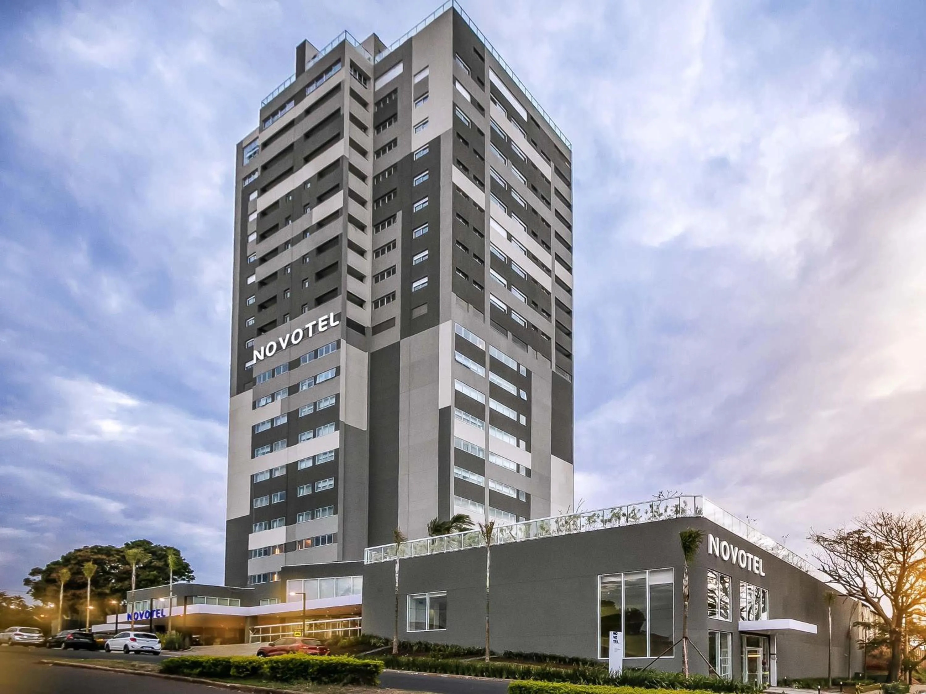 Property building in Novotel Lencois Paulista