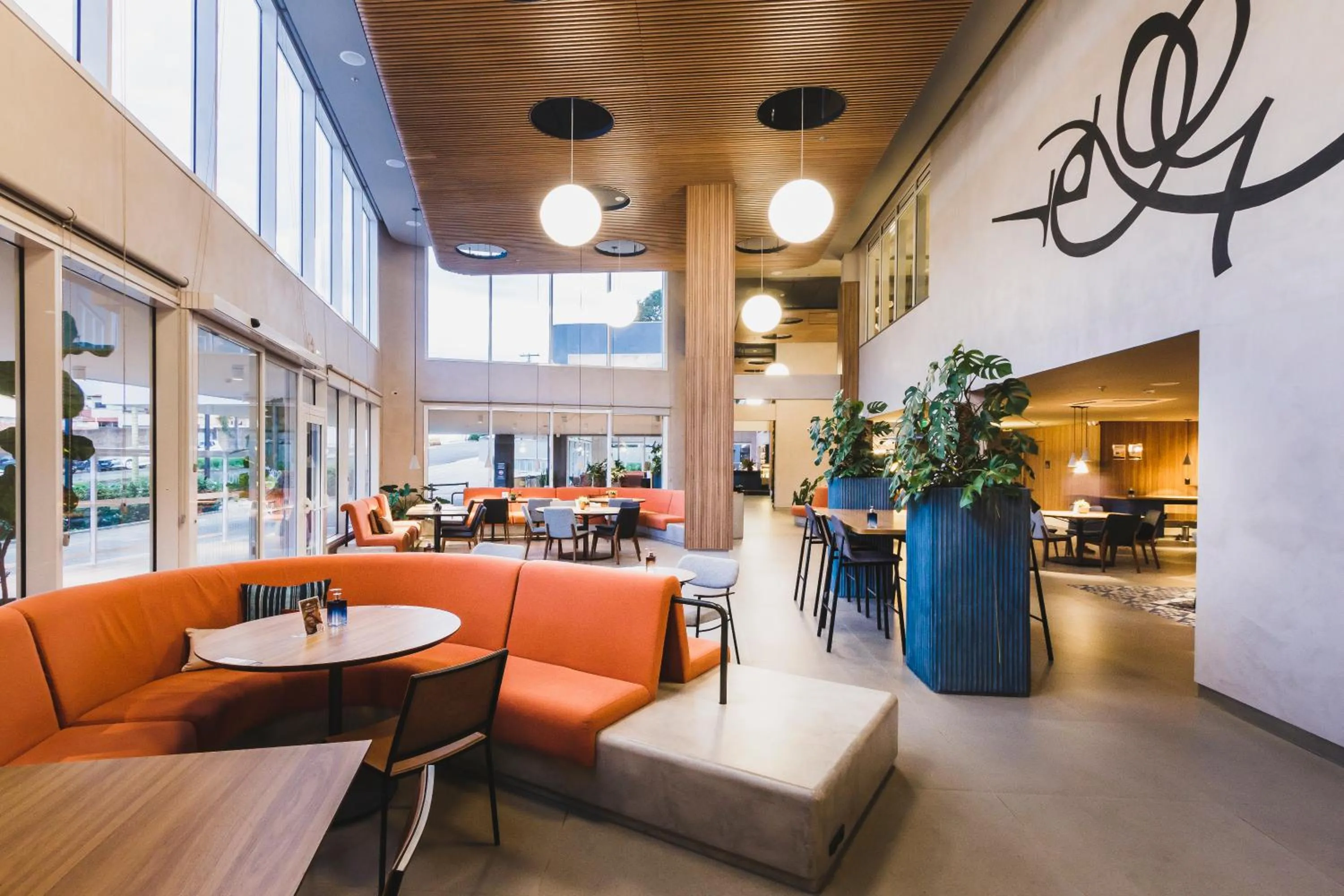 Restaurant/places to eat in Novotel Lencois Paulista