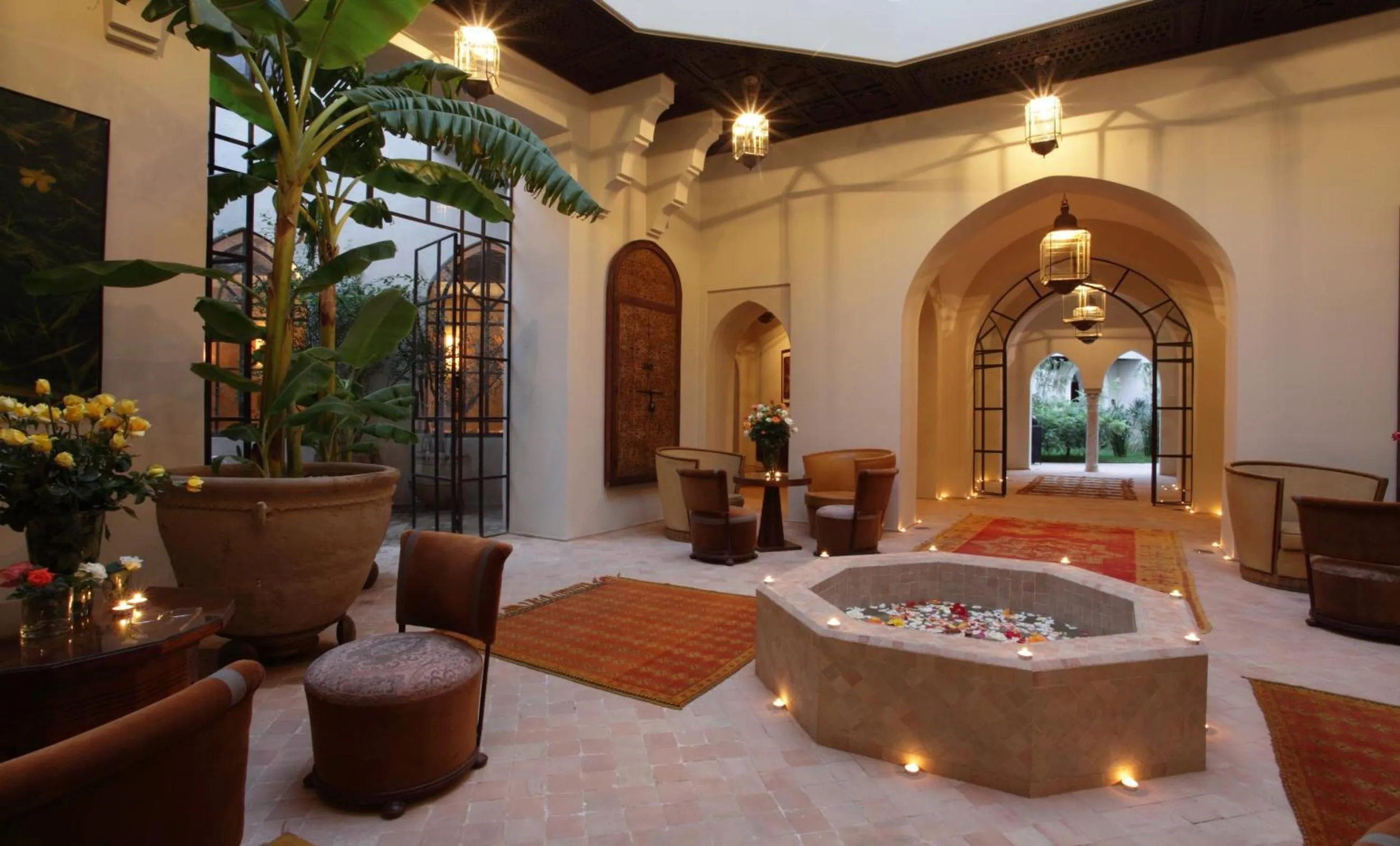 Lounge or bar in Palais Khum