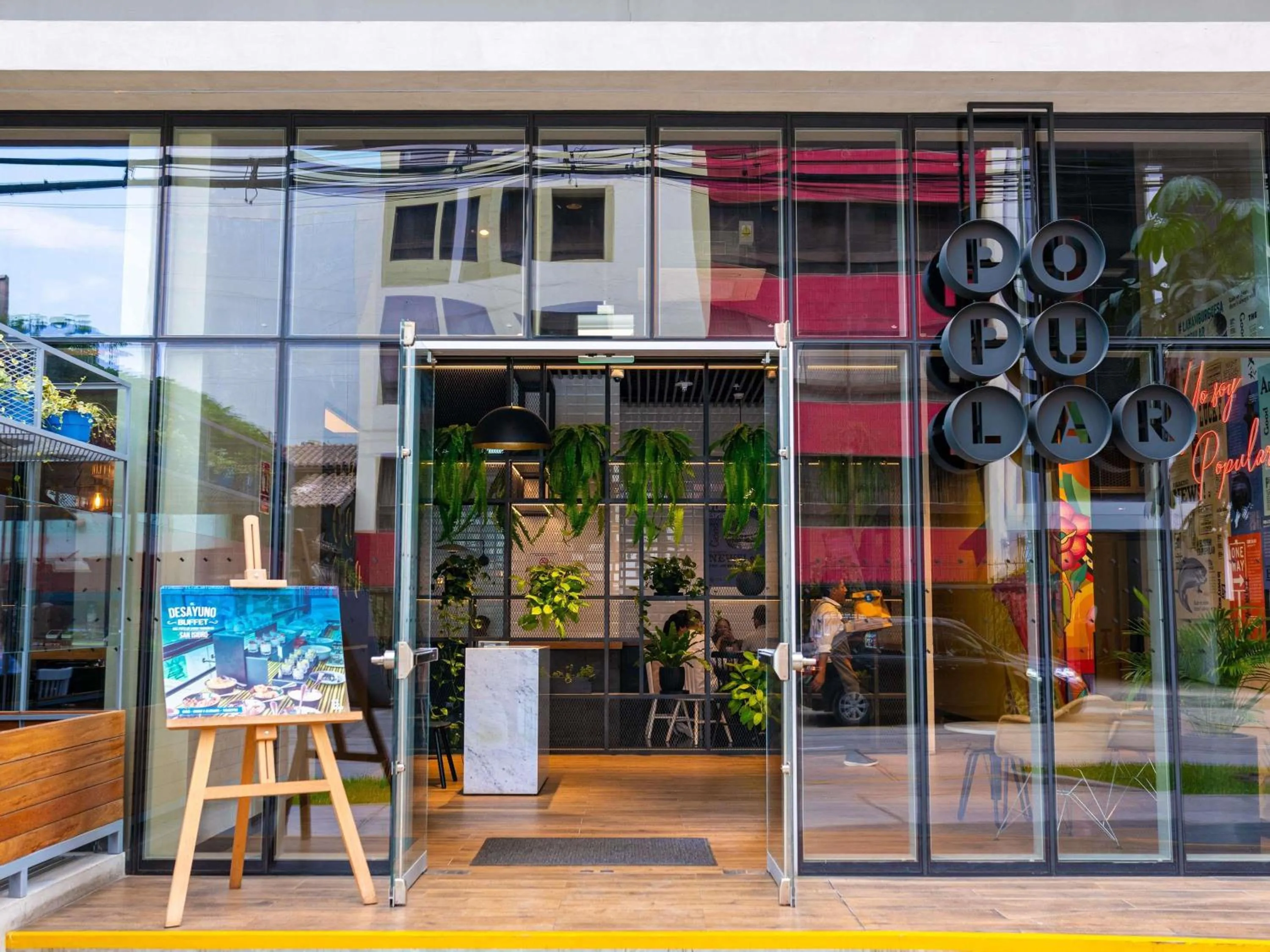 Lounge or bar in ibis styles Lima San Isidro