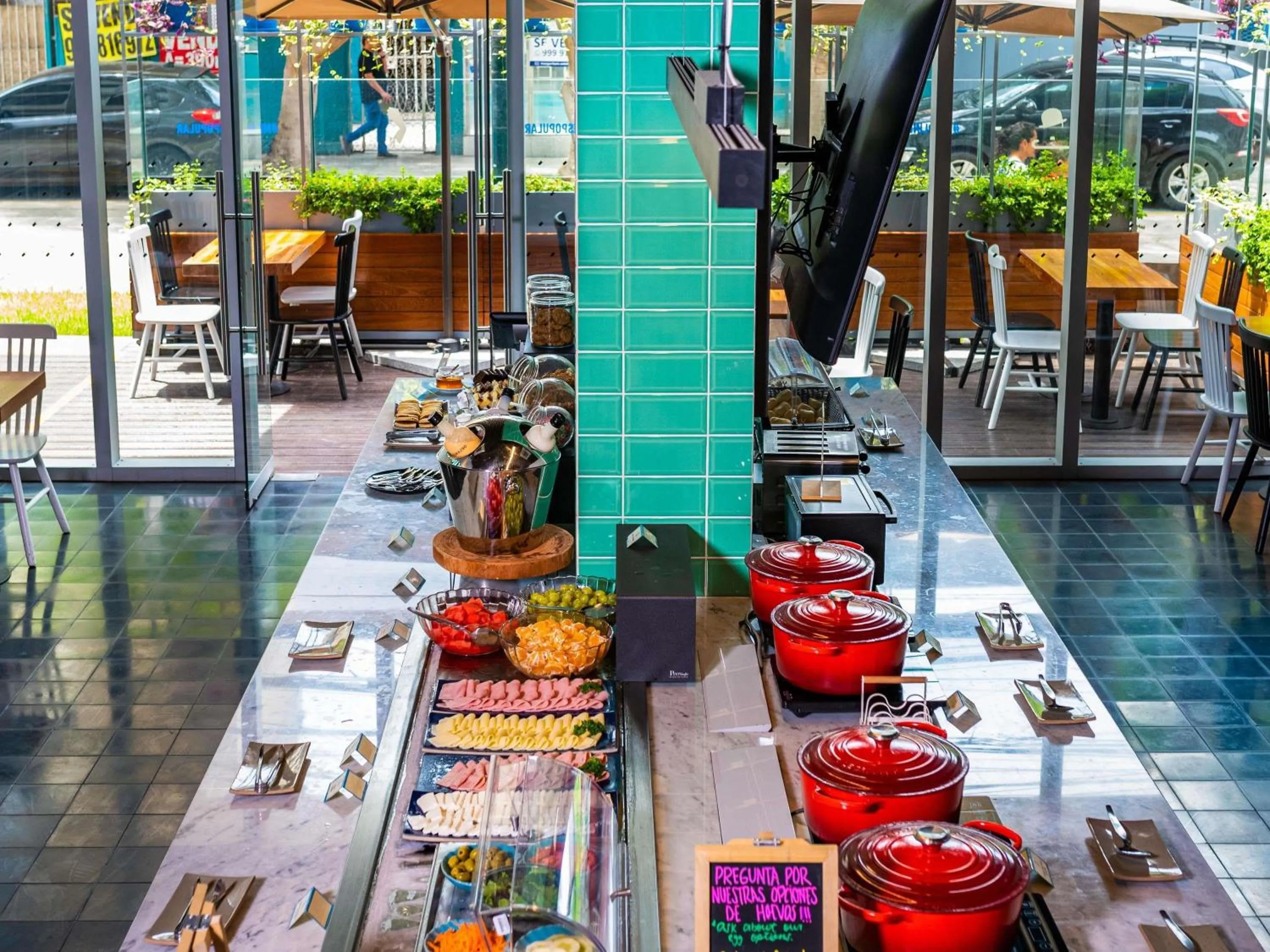 Breakfast in ibis styles Lima San Isidro