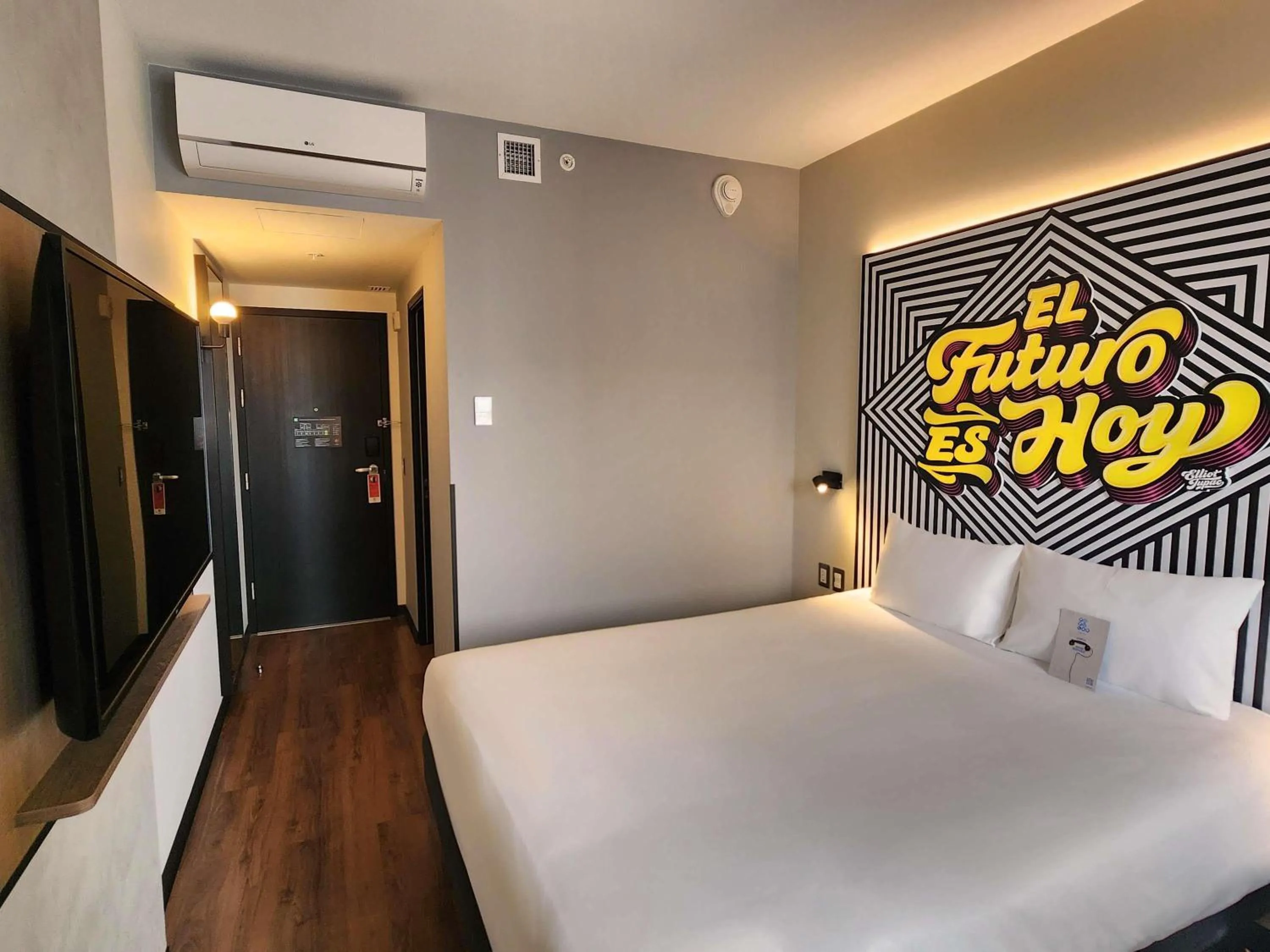 Bedroom, Bed in ibis styles Lima San Isidro