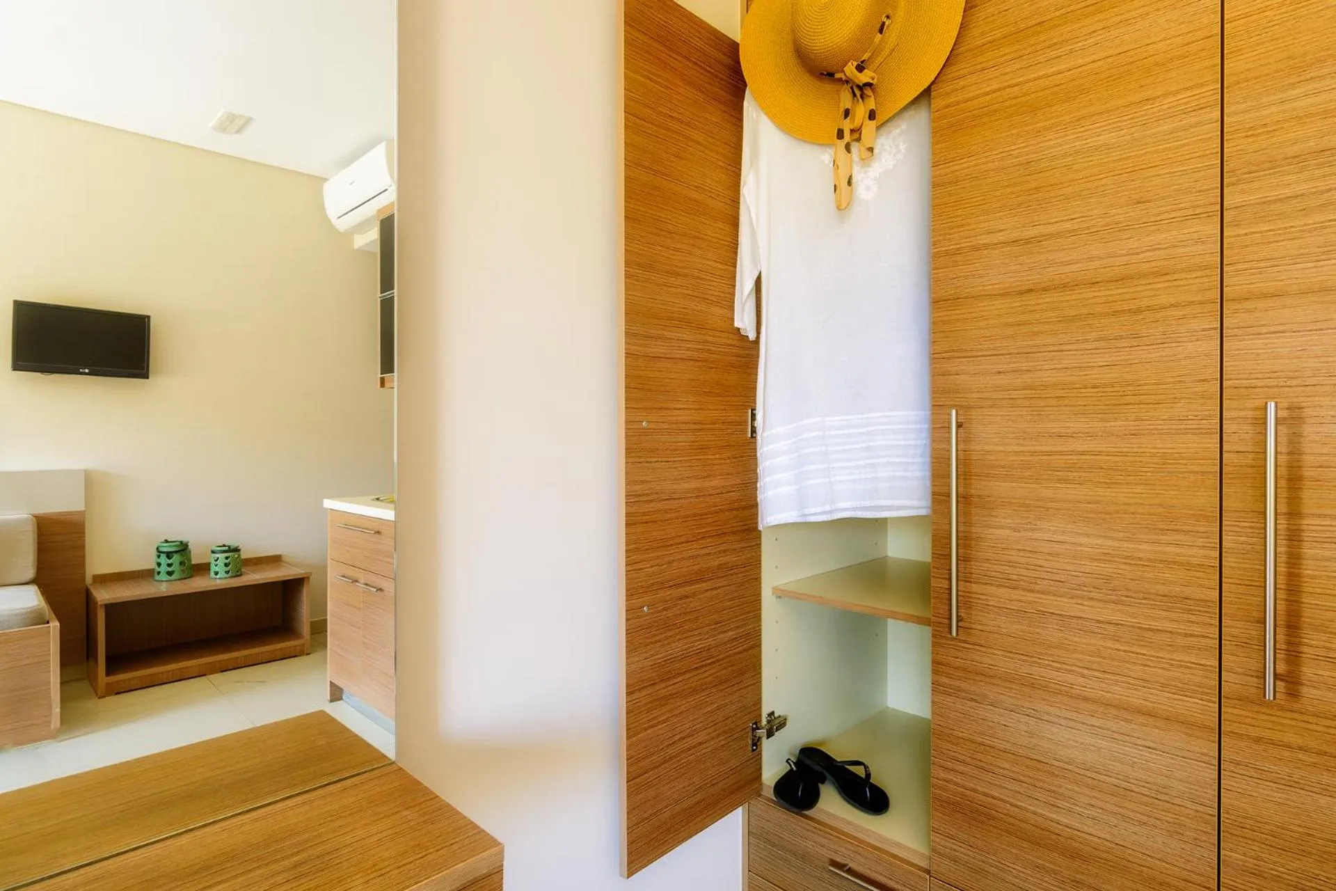 Decorative detail in Relax Hotel