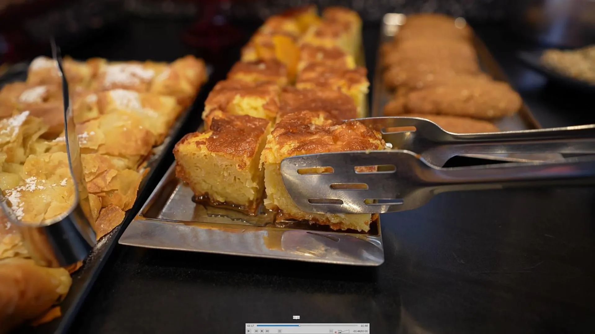 Food and drinks in Relax Hotel