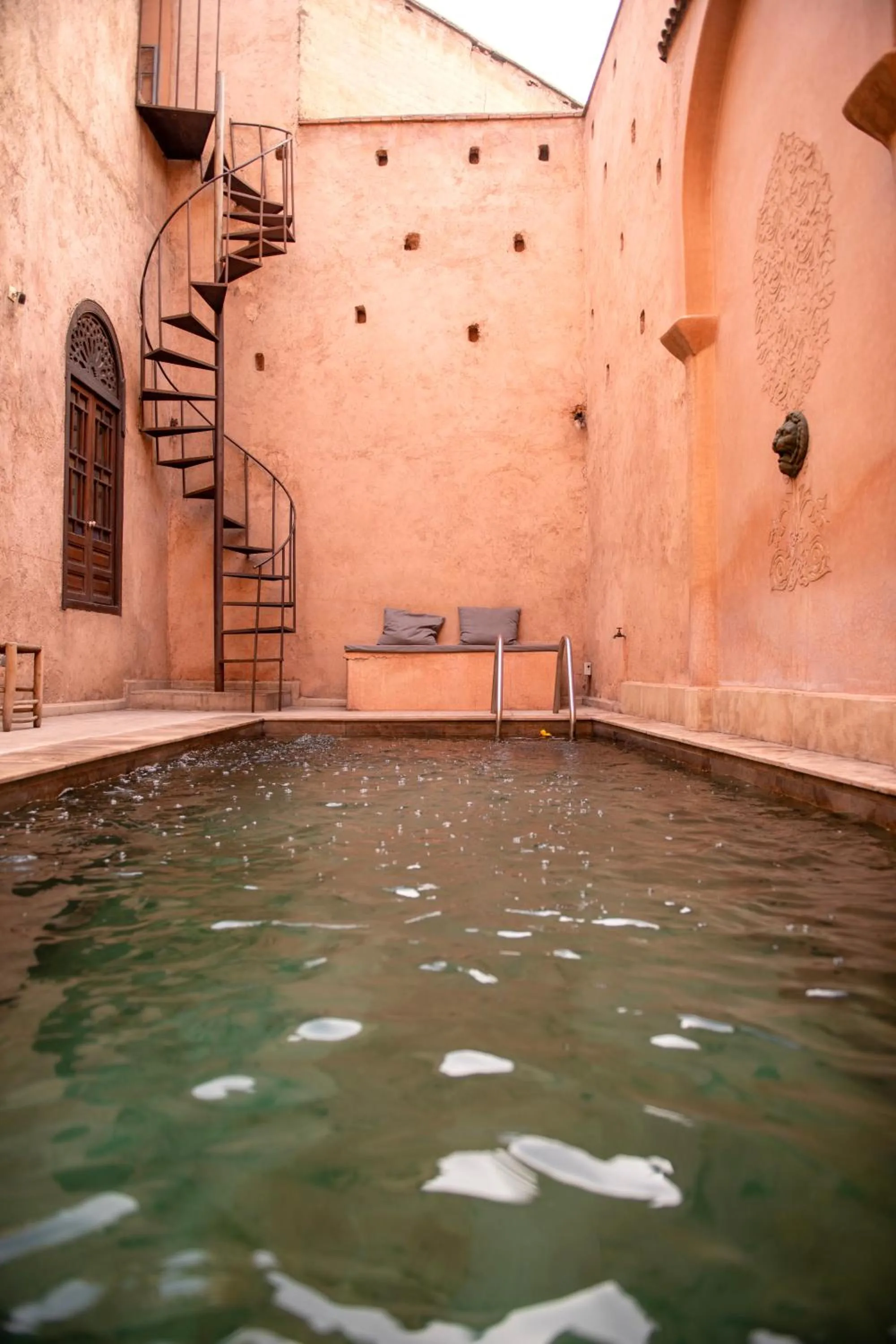 Swimming pool in Riad Ben Youssef