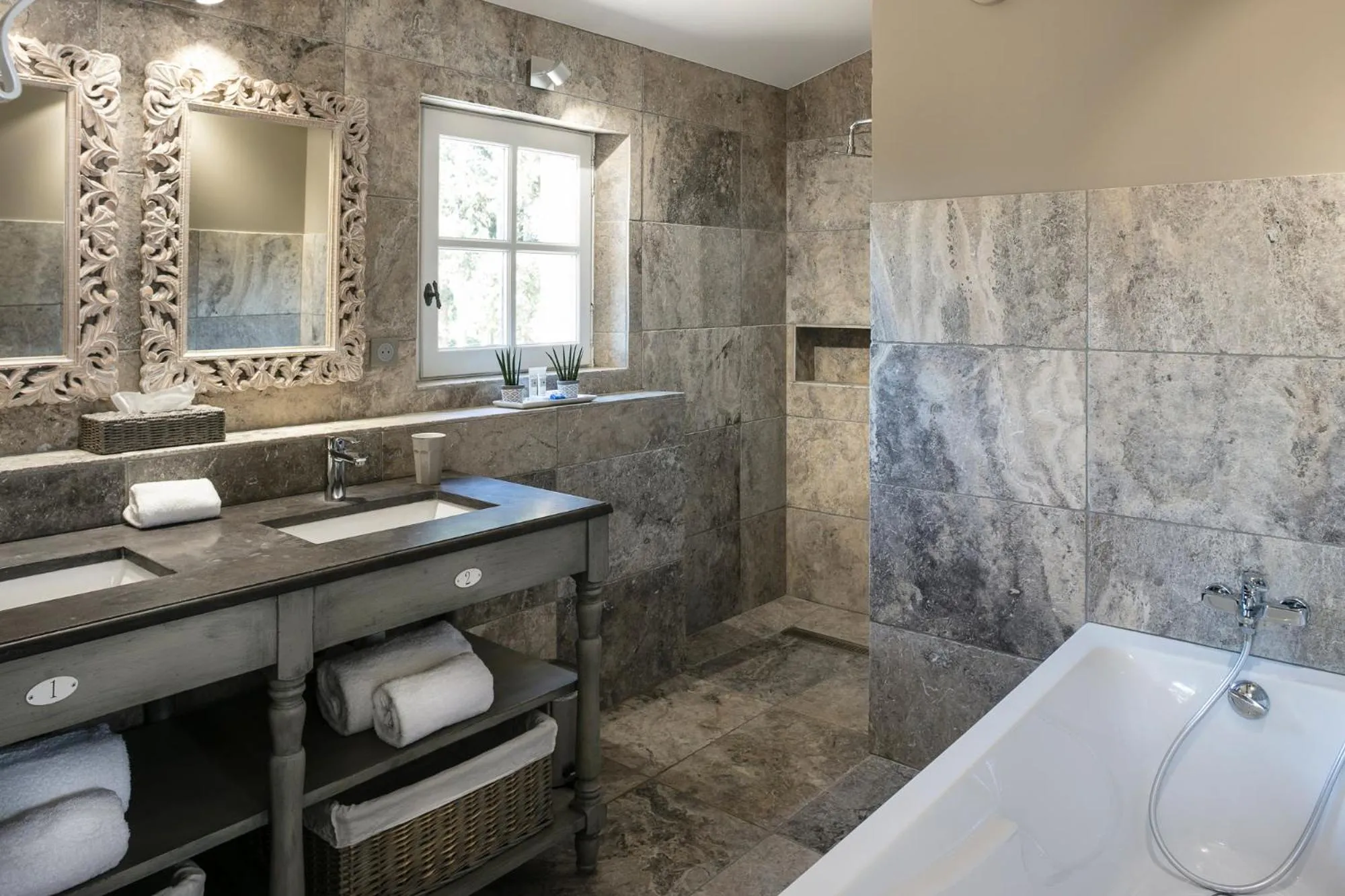 Classic Double Room in Château des Cinq Cantons