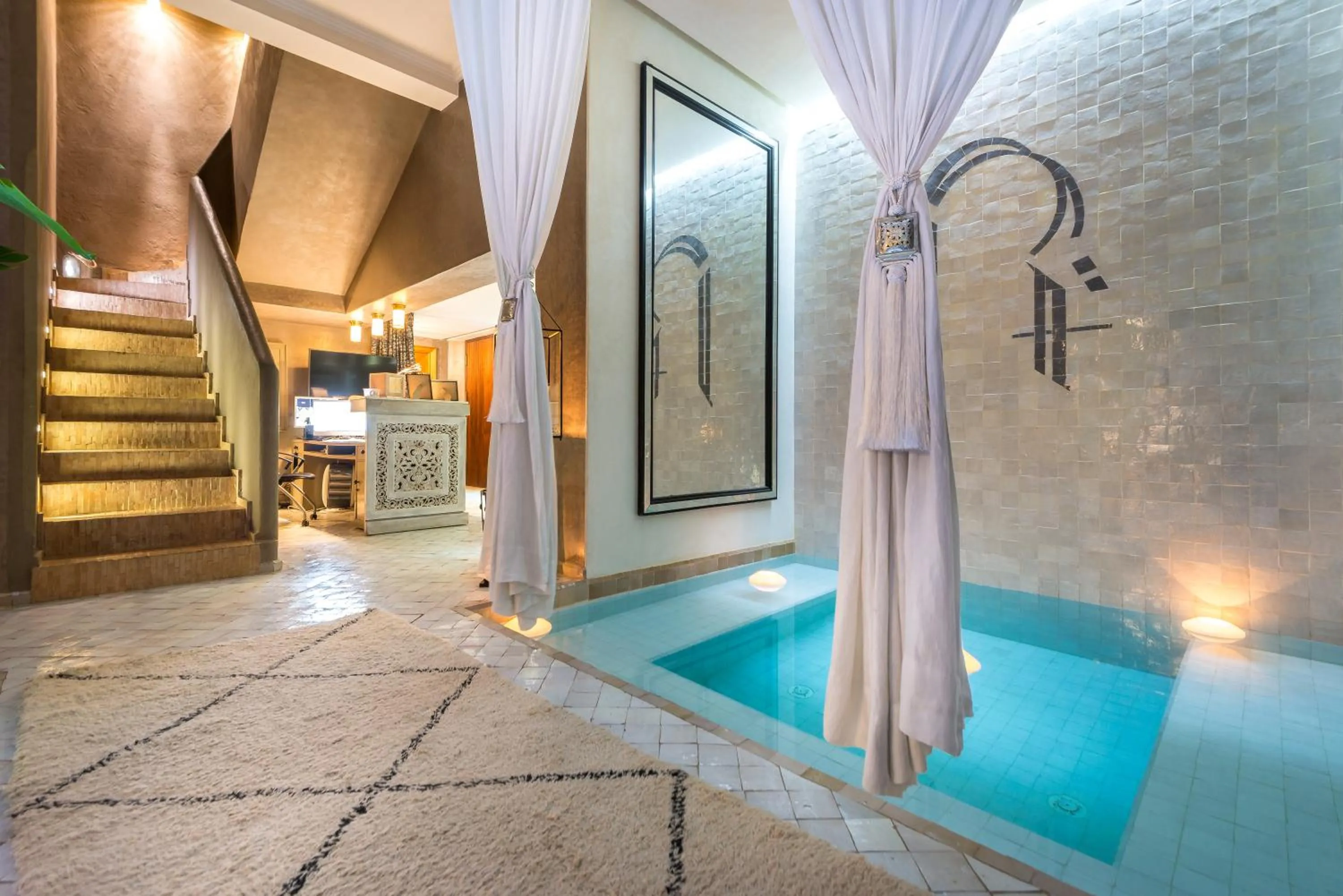 Swimming pool in Riad Houma