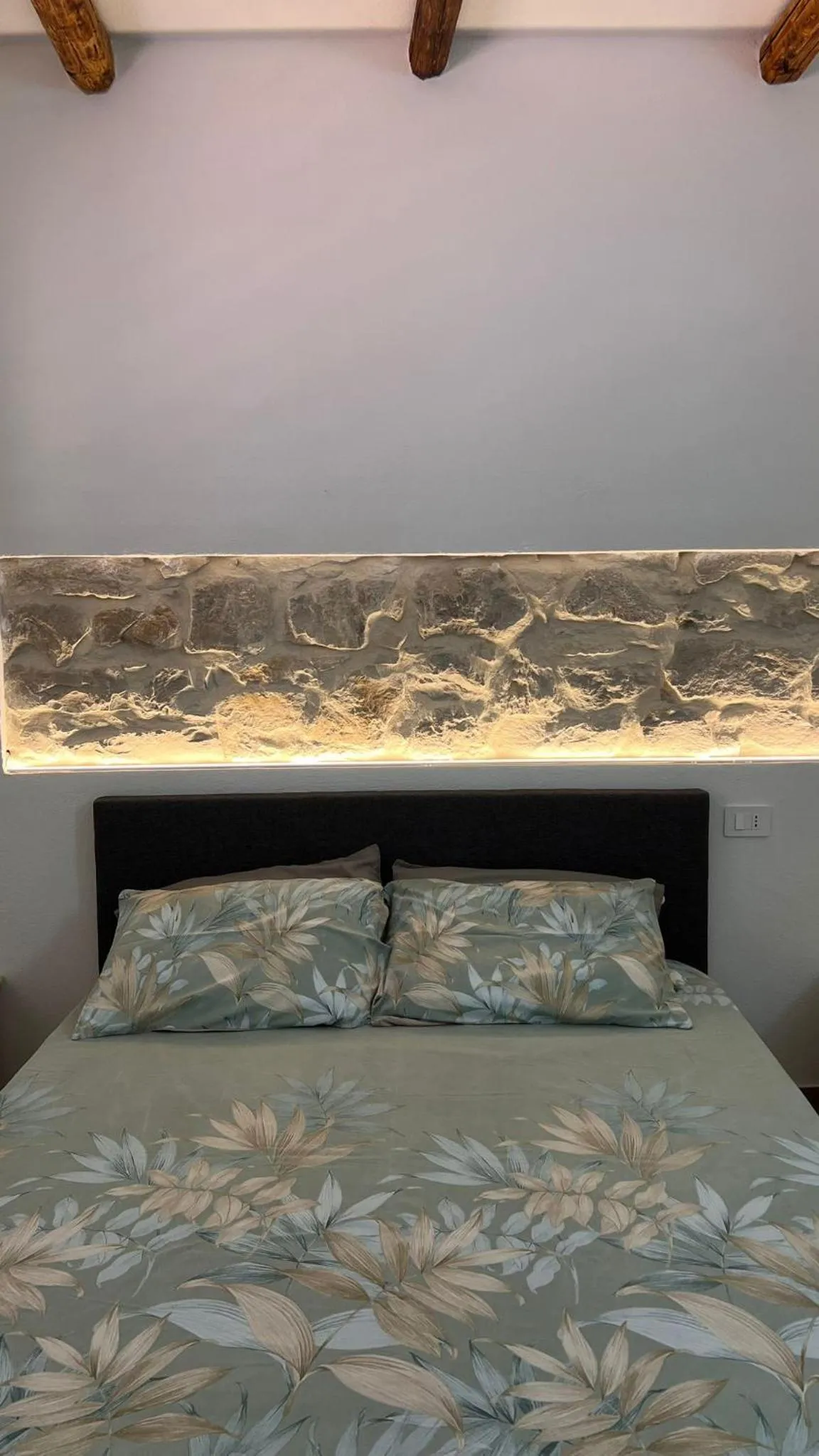 Bed in Piccola Azzurra Branch