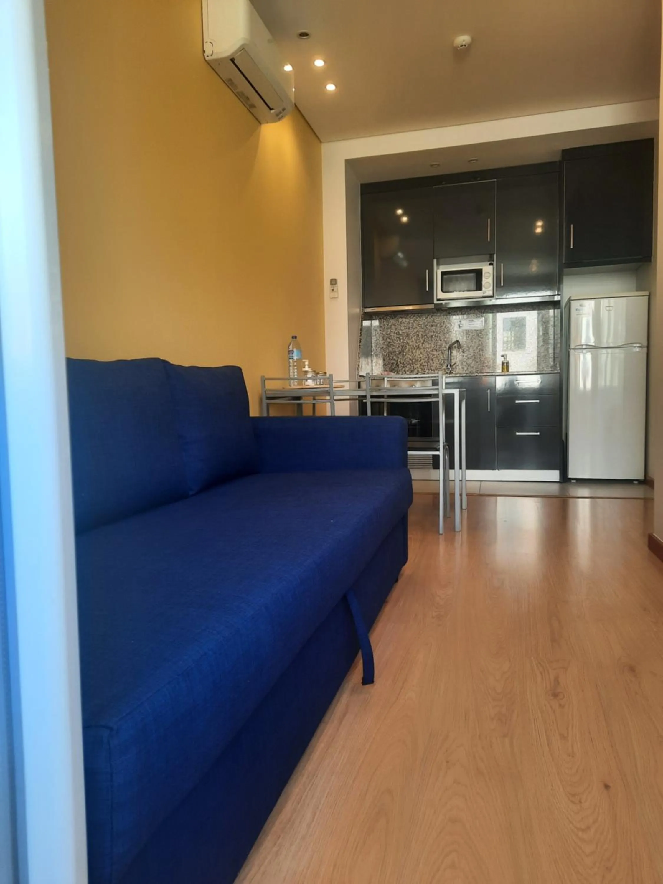 Kitchen or kitchenette in Apartamentos Portodouro - Santa Catarina