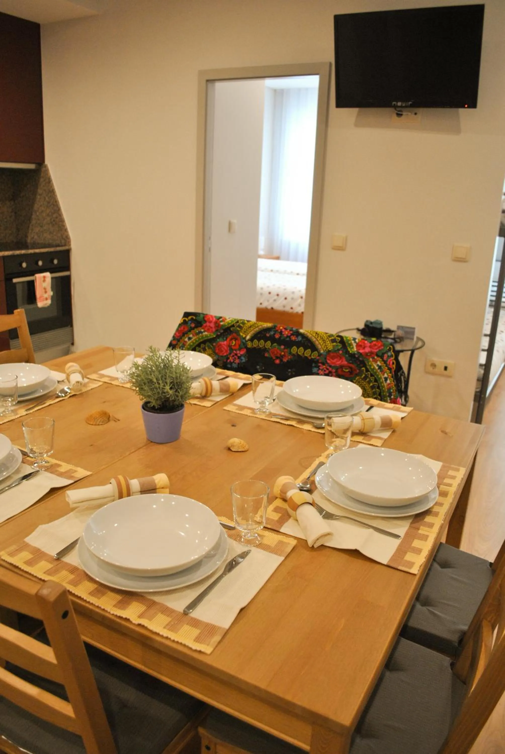 Communal lounge/ TV room in Apartamentos Portodouro - Santa Catarina