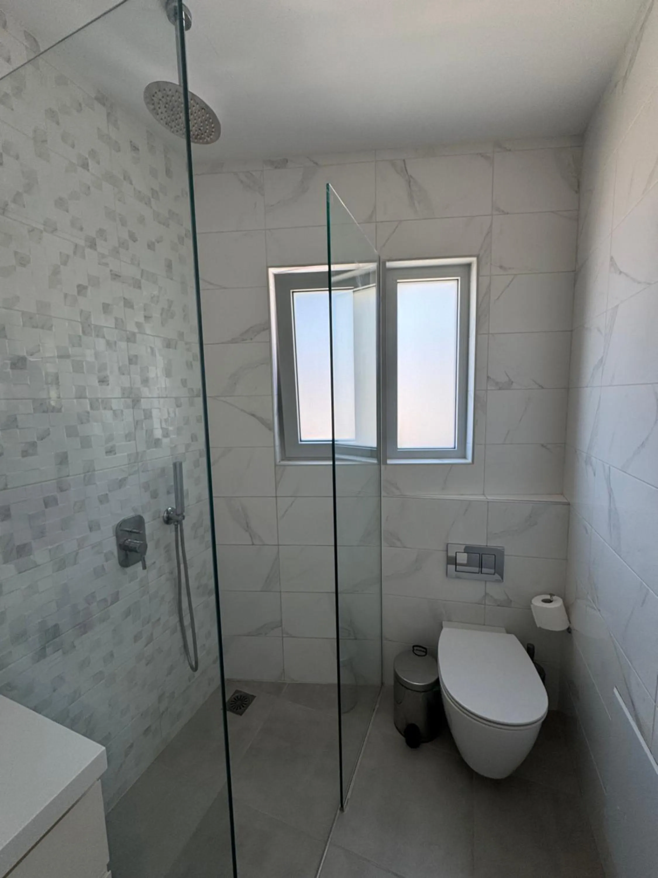 Shower in Anemoni Beach Hotel