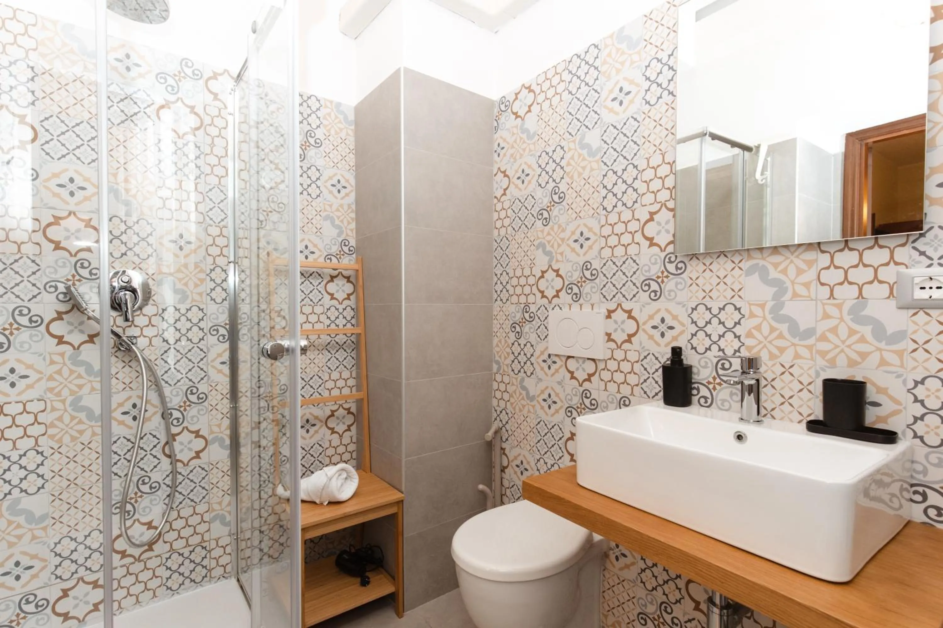 Shower in Palazzo Santori