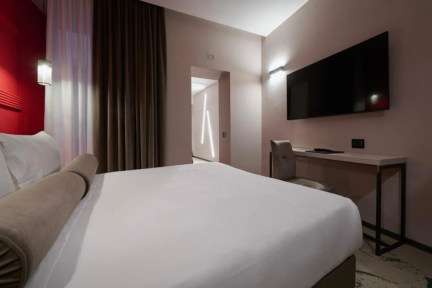 Photo of the whole room, Bed in MyTALE Creative Academy Hotel