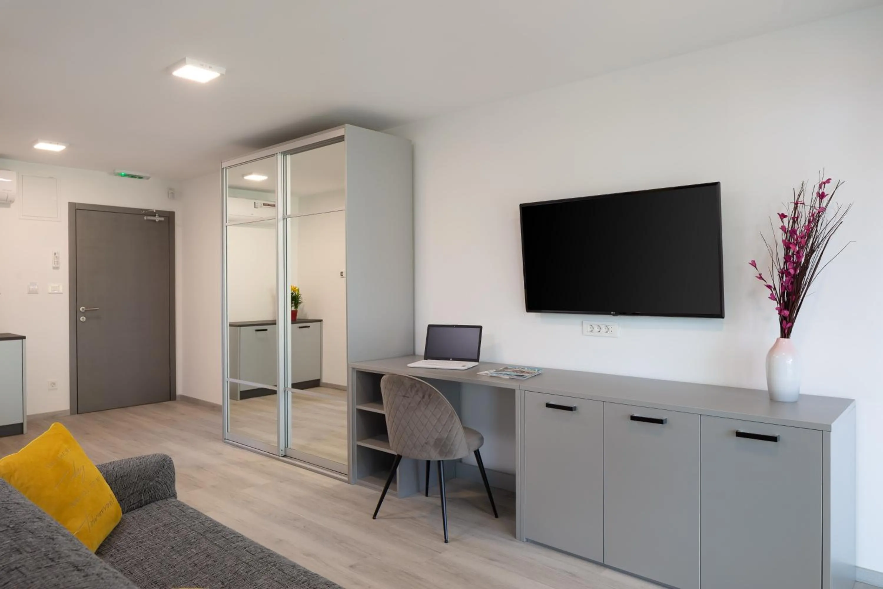 TV and multimedia in VILLA AQUA - Adults Only