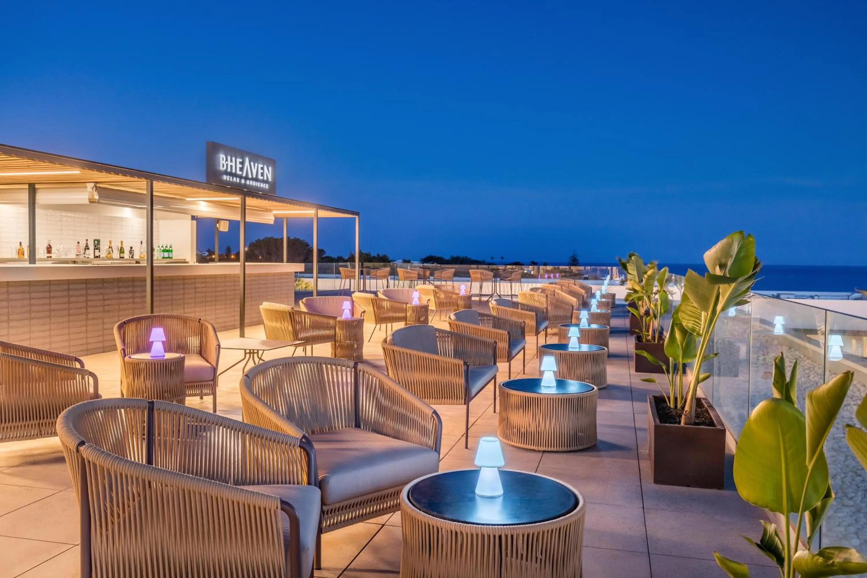 Lounge or bar in Barceló Nura