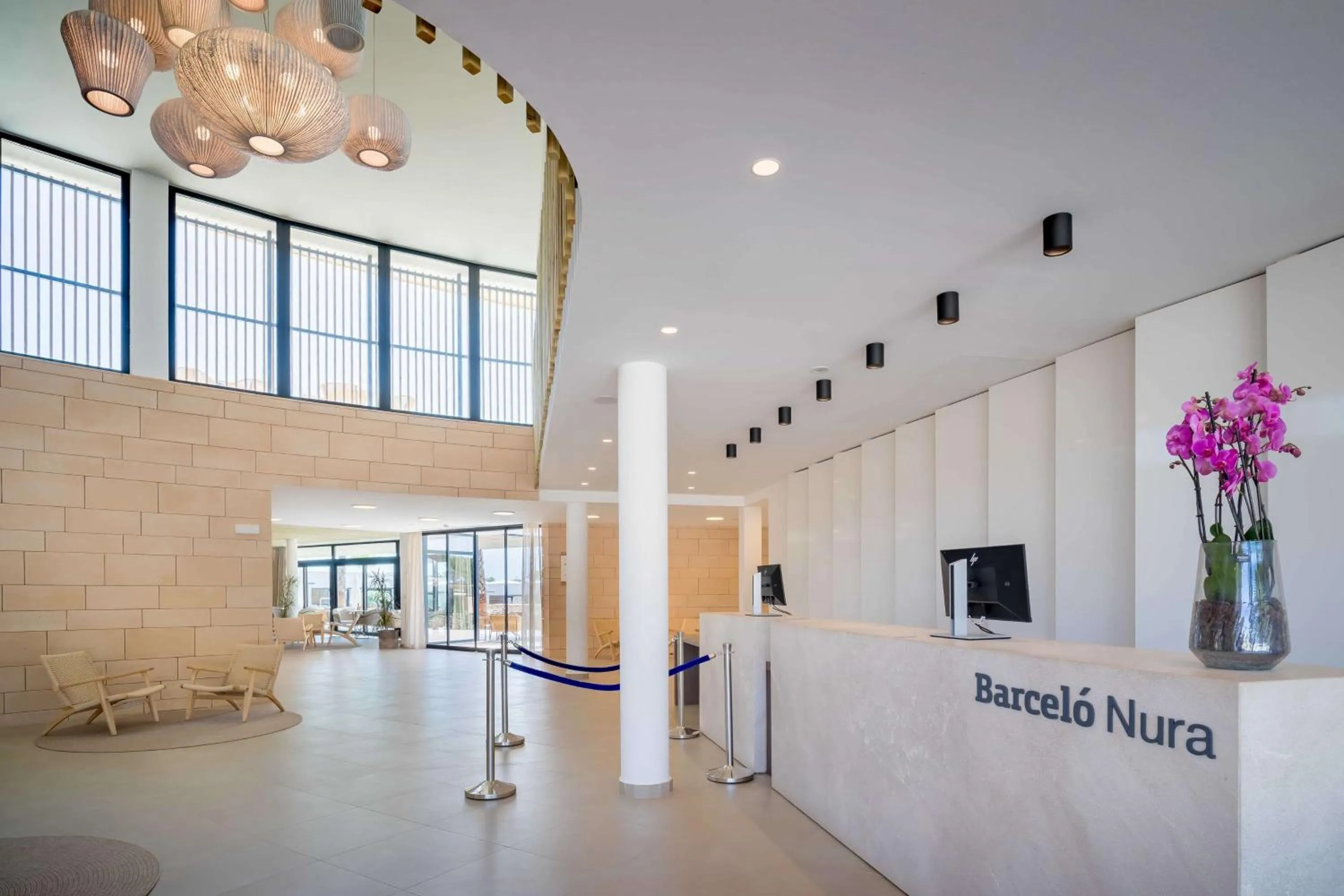 Lobby or reception in Barceló Nura