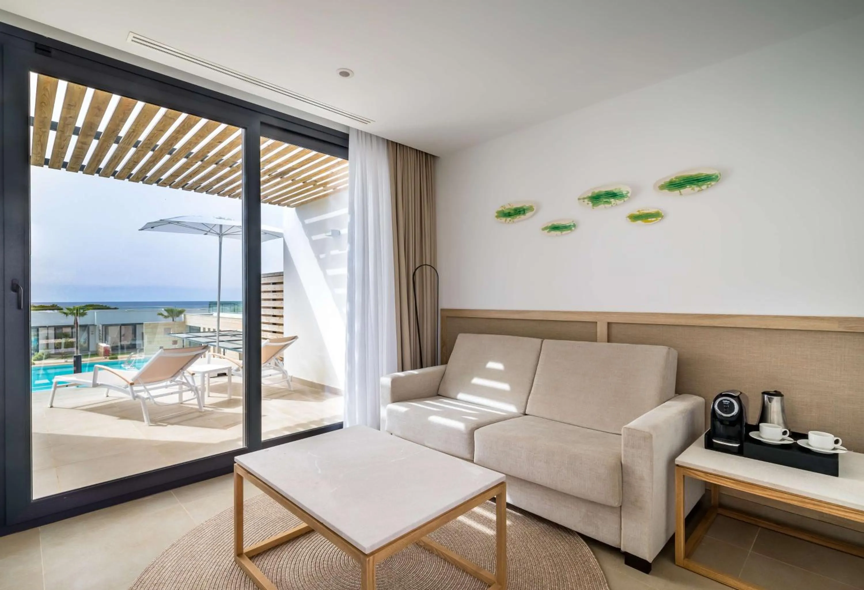 Photo of the whole room in Barceló Nura